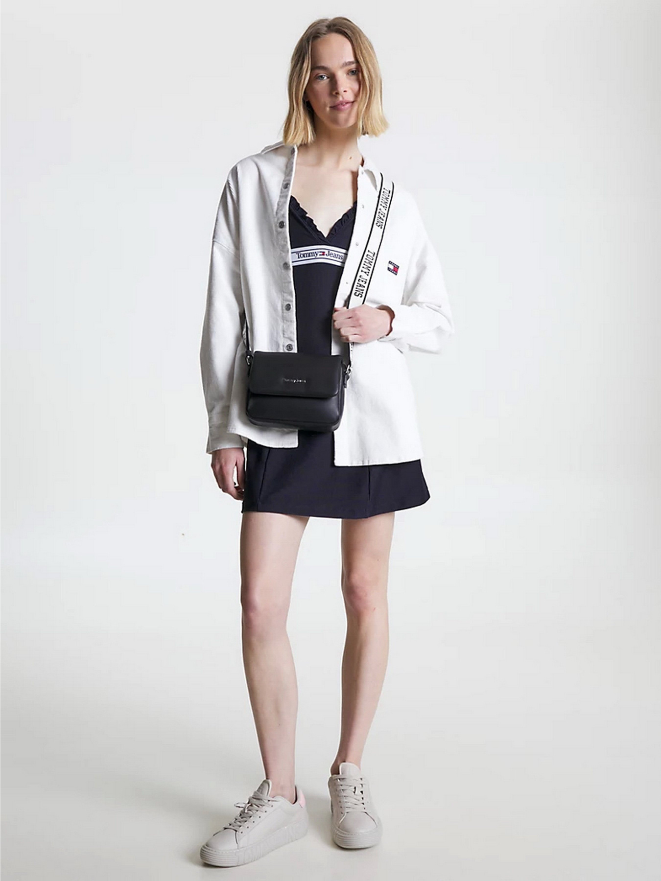 Кросс-боди Tommy Hilfiger LOGO STRAP CROSSOVER модель AW0AW14965-BDS Фото