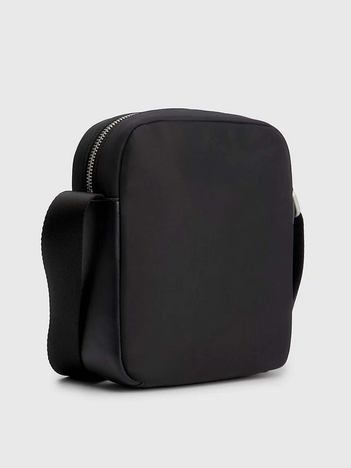 Мессенджер Tommy Hilfiger REPREVE® SMALL REPORTER модель AM0AM11303-BDS Фото