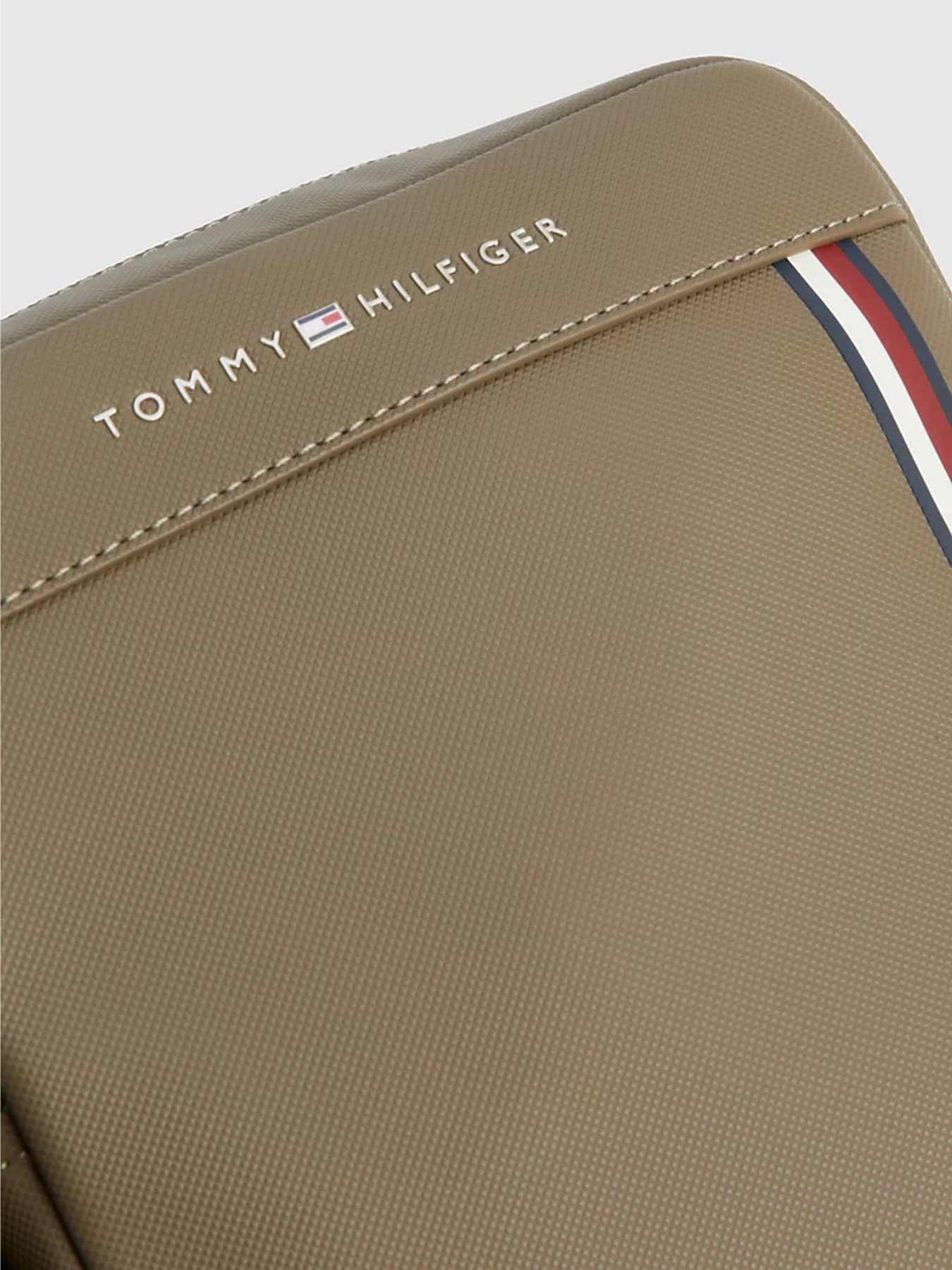 Мессенджер Tommy Hilfiger PIQUE TEXTURED SMALL REPORTER модель AM0AM11312-RBU Фото