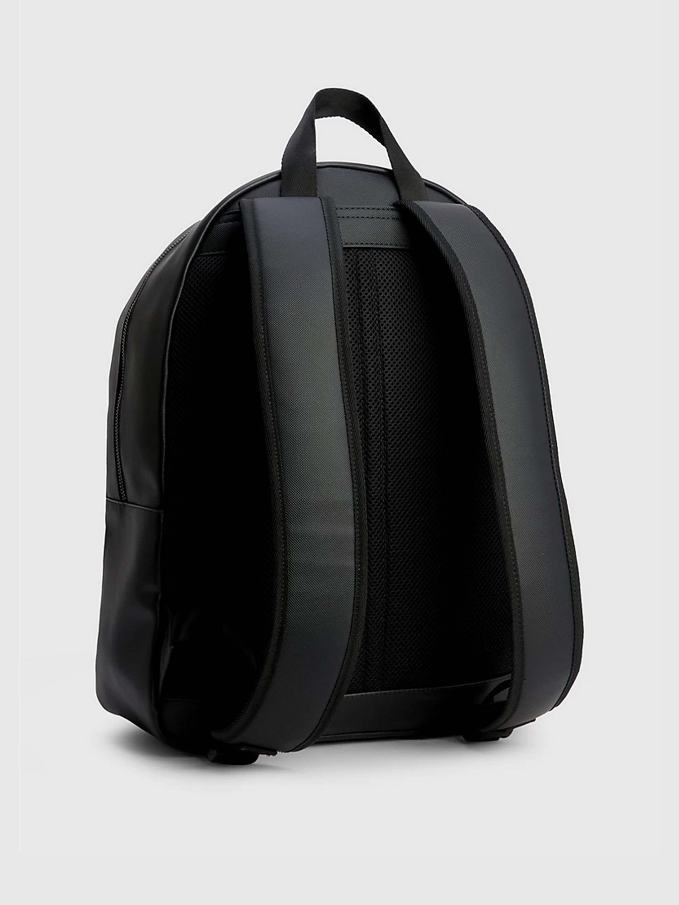 Повседневный рюкзак Tommy Hilfiger PIQUE TEXTURED SMALL REPORTER модель AM0AM11317-BDS Повседневный рюкзак Tommy Hilfiger PIQUE TEXTURED SMALL REPORTER модель AM0AM11317-BDS Фото