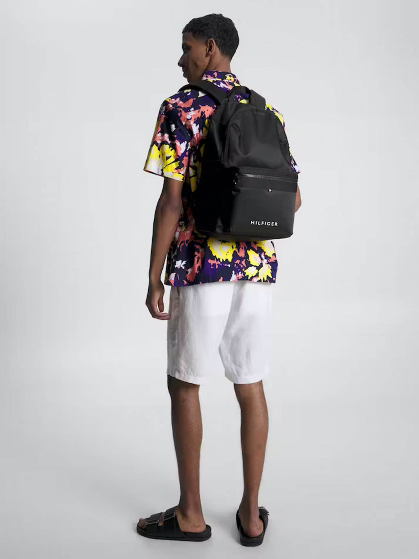 Повседневный рюкзак Tommy Hilfiger Textile Logo модель AM0AM11321-BDS Фото