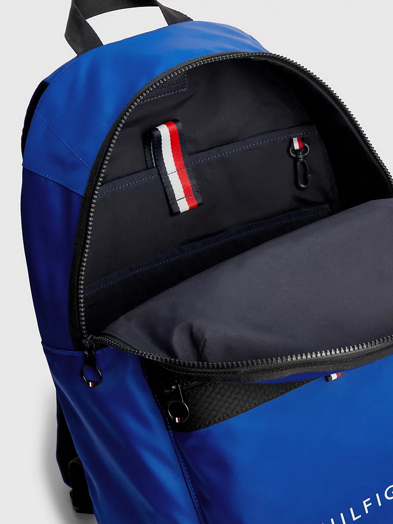 Повседневный рюкзак Tommy Hilfiger TEXTILE LOGO модель AM0AM11321-C66 Фото