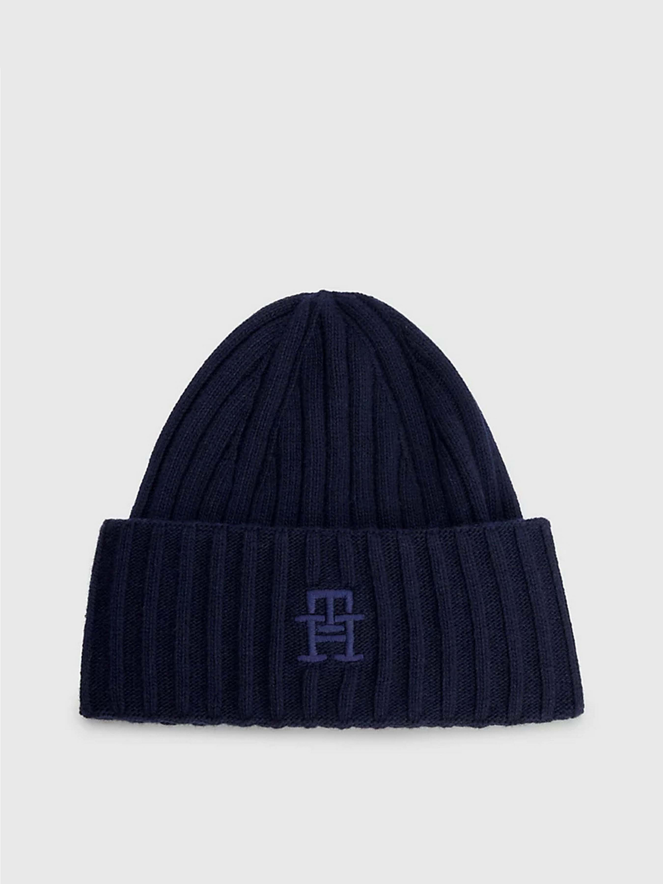 Шапка Tommy Hilfiger ICONIC MONOGRAM EMBROIDERY BEANIE модель AW0AW15153-DW6 Фото