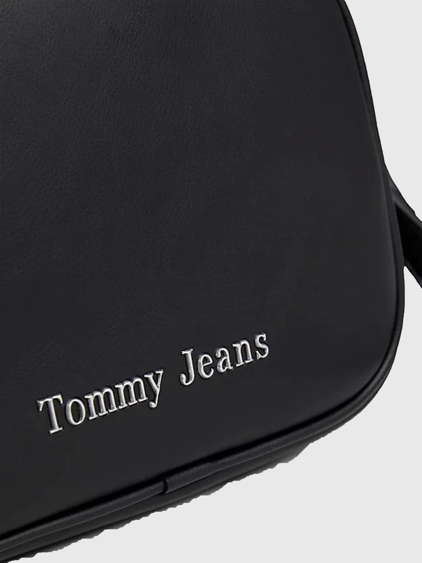 Кросс-боди Tommy Hilfiger Tjw Must Camera Bag Regular Pu модель AW0AW15420-BDS Фото