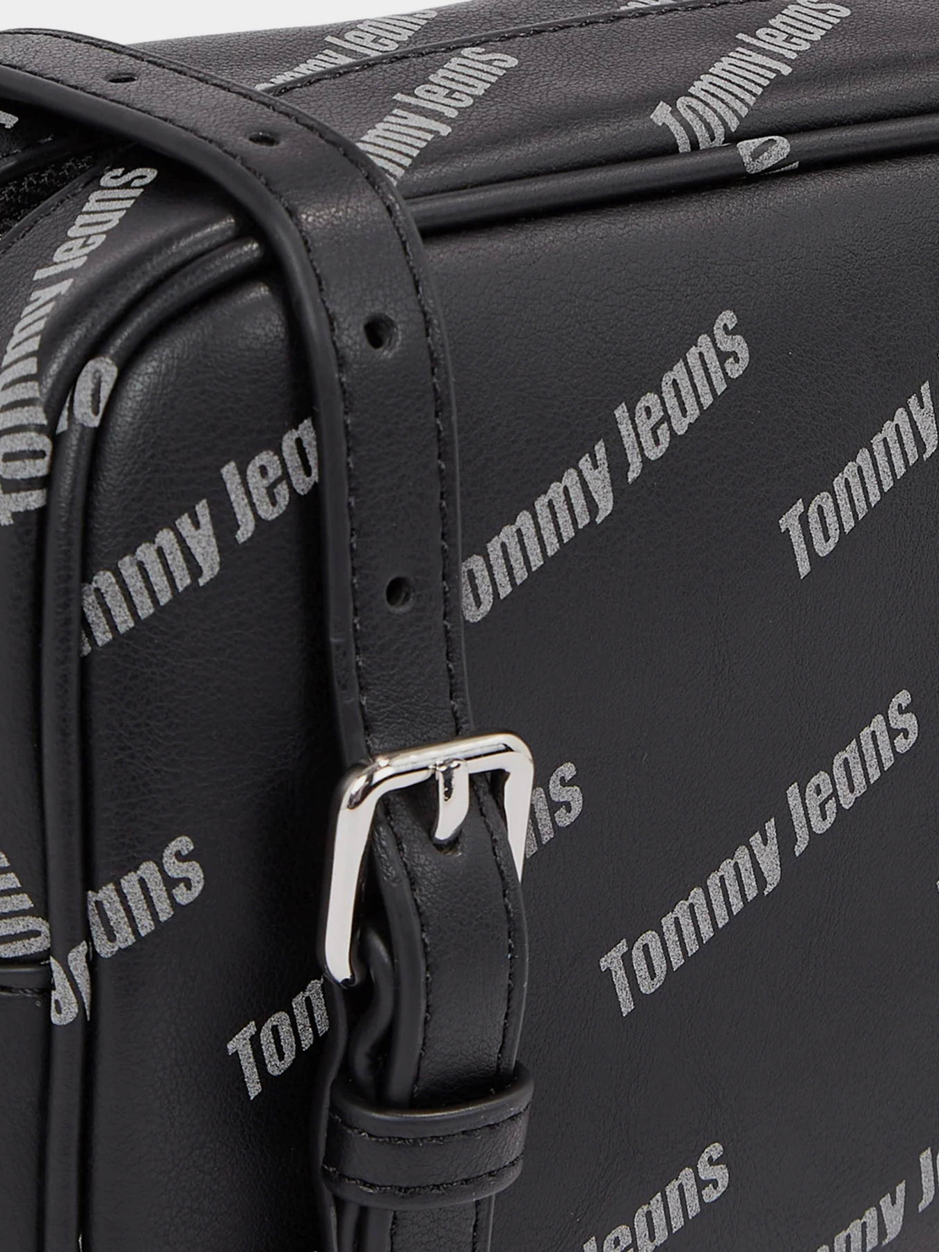 Кросс-боди Tommy Hilfiger Tjw Must Camera Bag Aov Print модель AW0AW15645-0GJ Фото