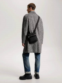 Мессенджер Tommy Hilfiger Th Elevated Nylon Mini Crossover модель AM0AM11570-BDS Фото