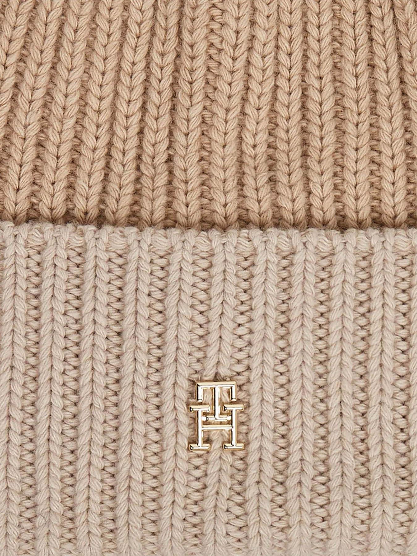 Шапка Tommy Hilfiger Limitless Chic модель AW0AW15299-ABH Фото