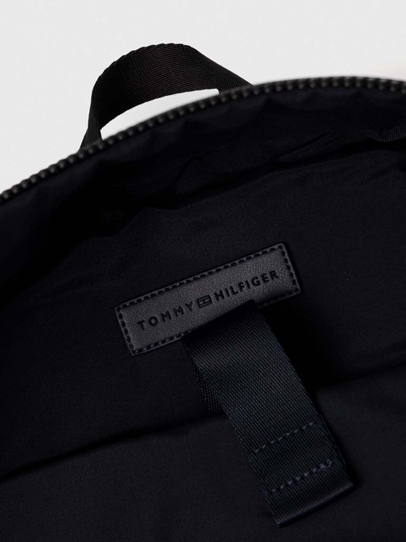 Рюкзак Tommy Hilfiger модель AM0AM11782-DW6 Фото