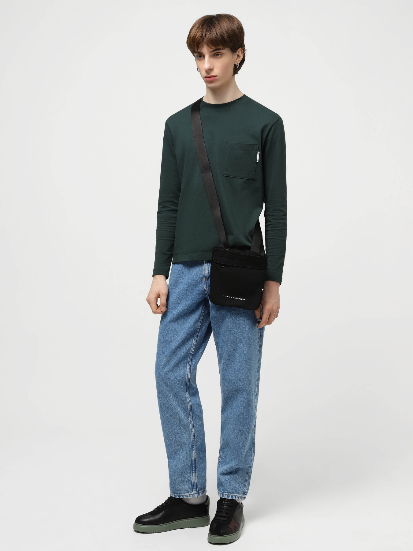 Мессенджер Tommy Hilfiger модель AM0AM11785-BDS Фото