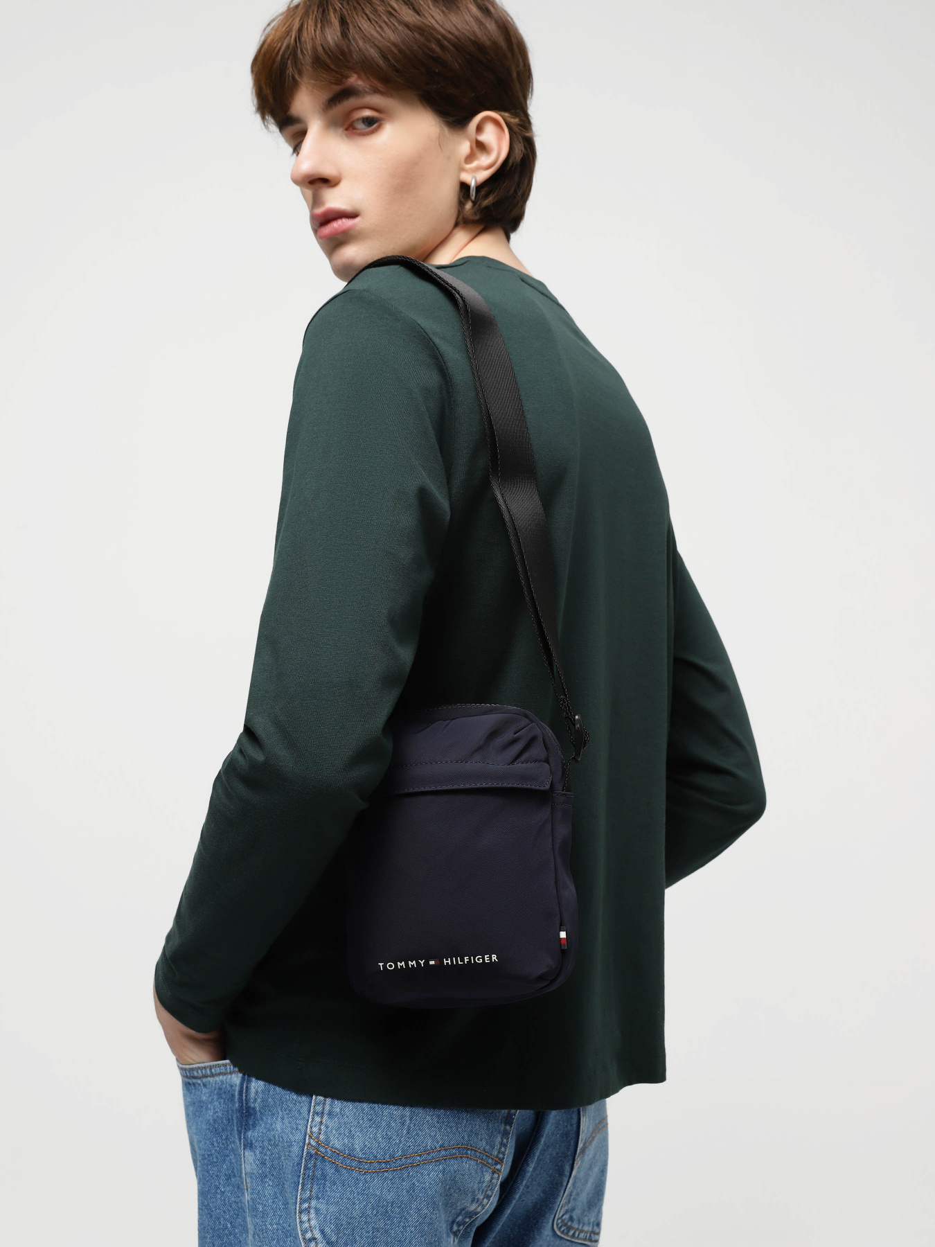 Мессенджер Tommy Hilfiger модель AM0AM11790-DW6 Фото