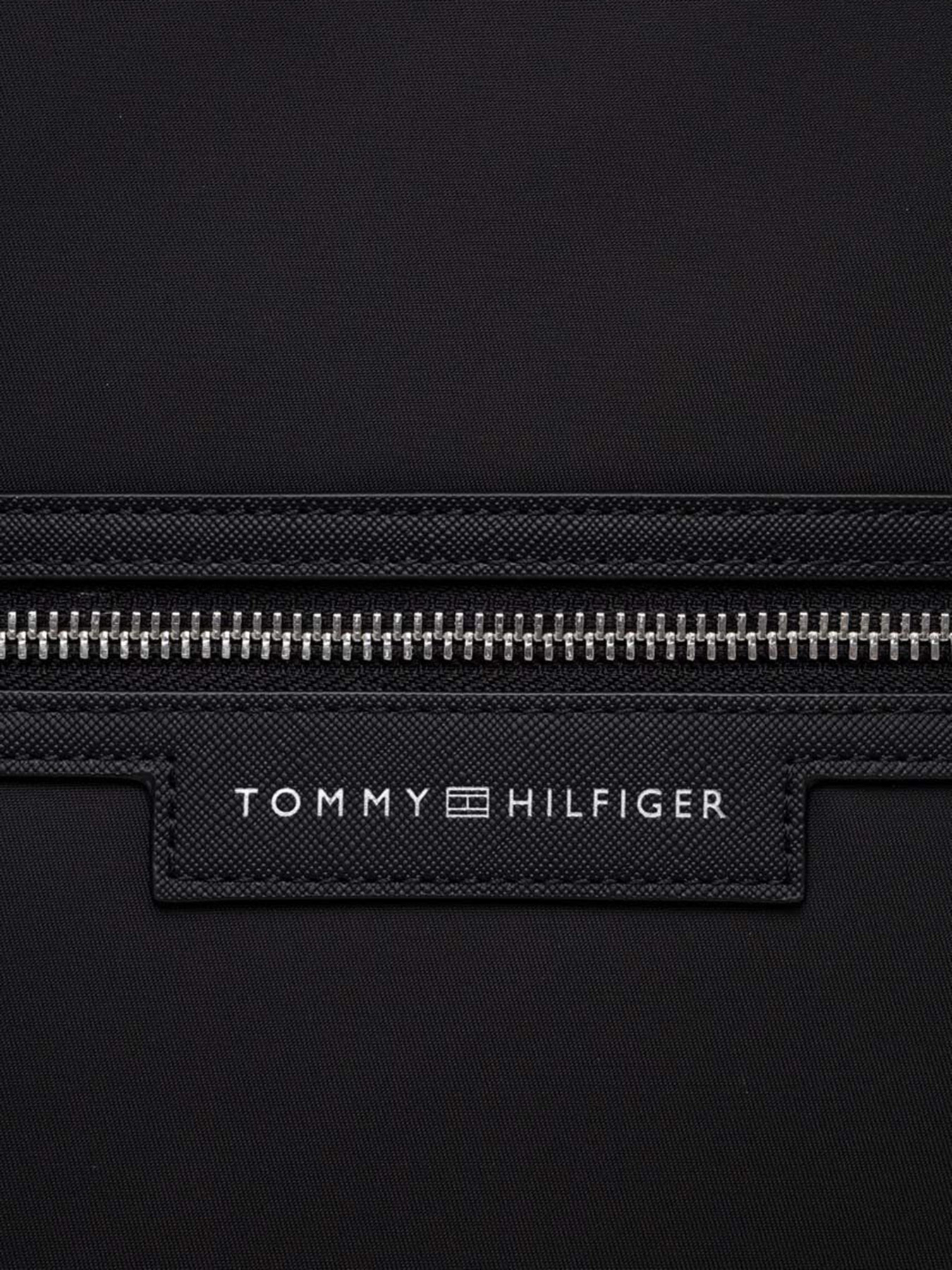 Повсякденний рюкзак Tommy Hilfiger модель AM0AM11835-BDS Фото