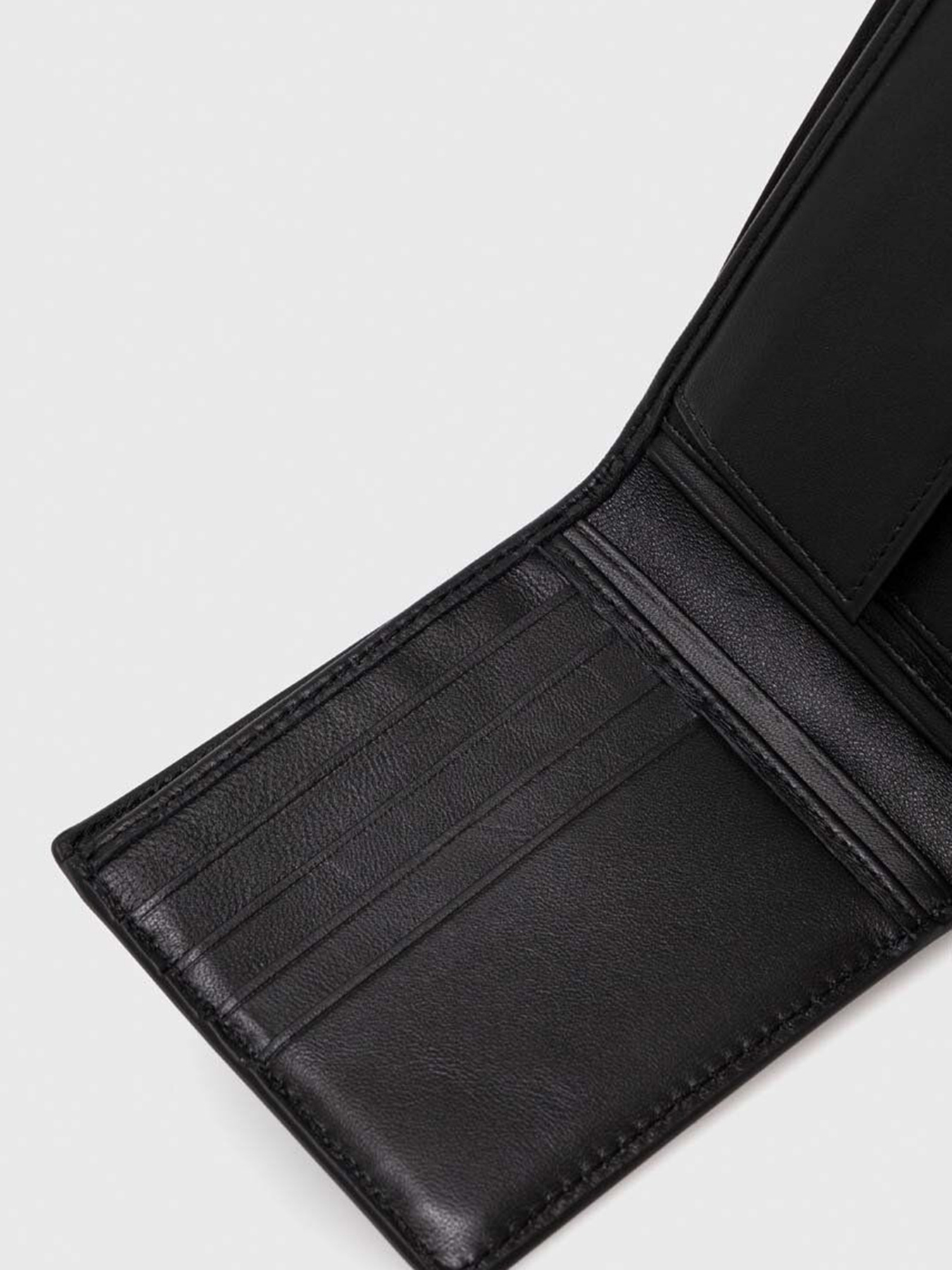 Кошелек Tommy Hilfiger модель AM0AM11871-BDS Фото