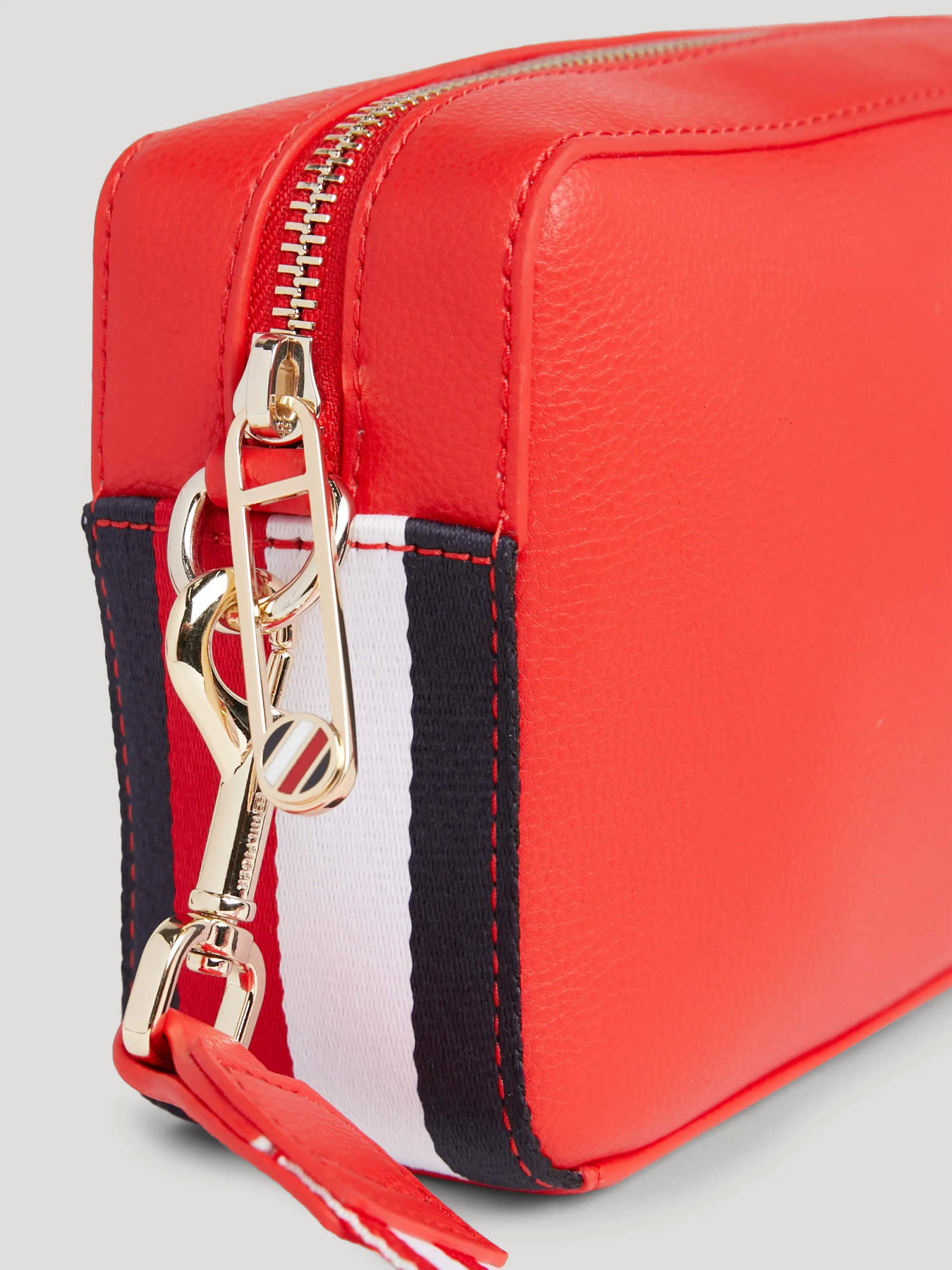 Крос-боді Tommy Hilfiger модель AW0AW15707-XND Фото