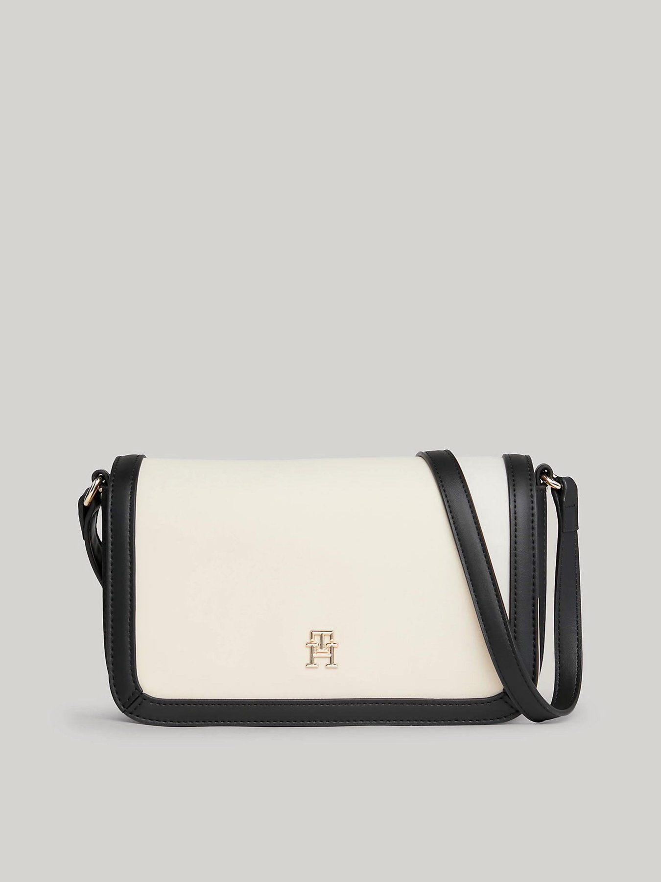 Крос-боді Tommy Hilfiger модель AW0AW15709-0F4 Фото