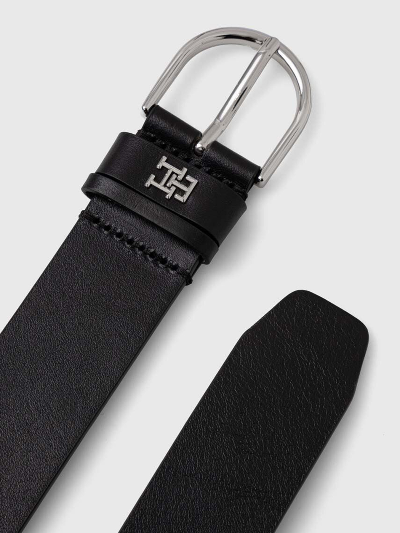 Ремень Tommy Hilfiger модель AW0AW15767-BDS Фото