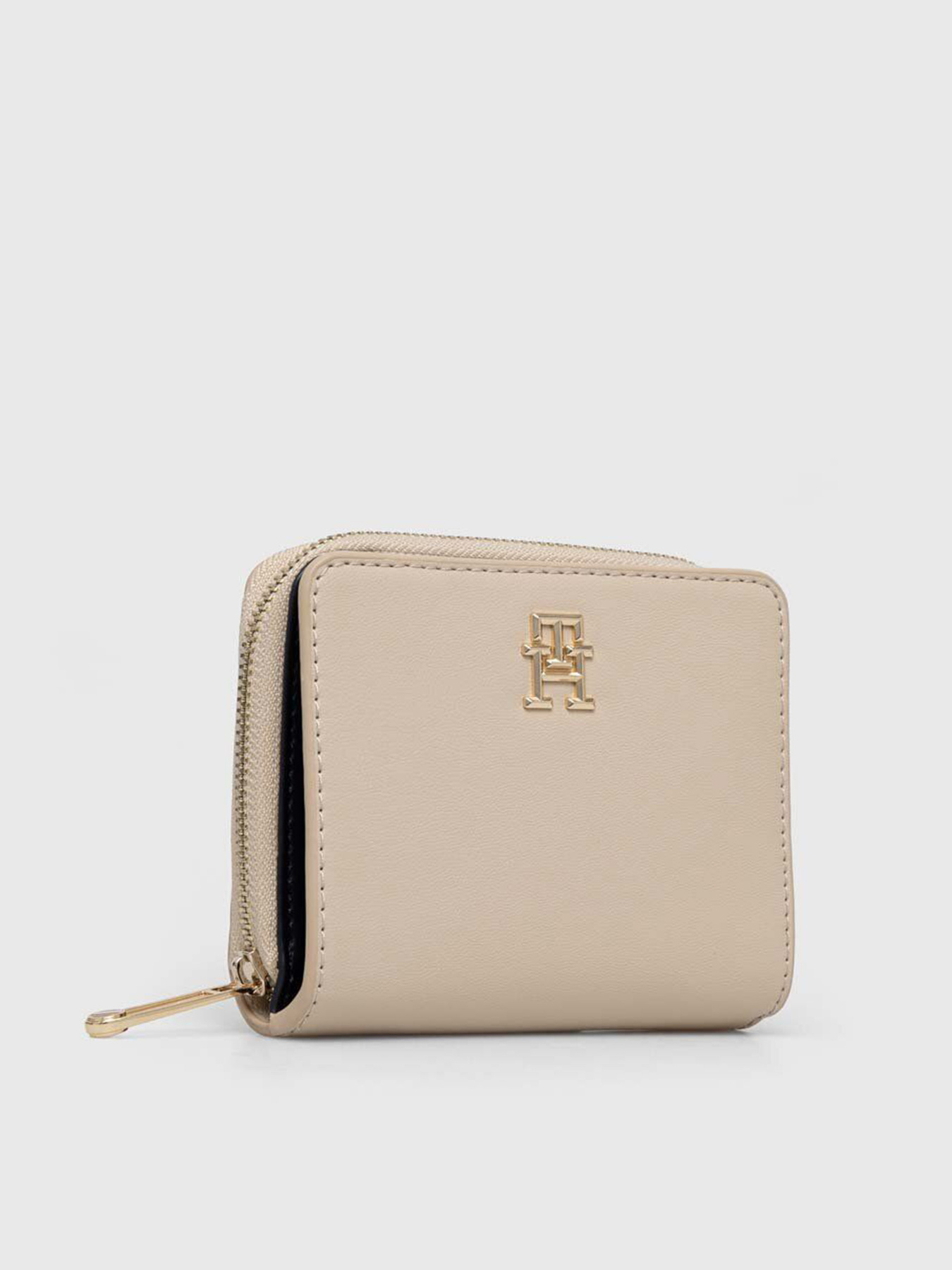 Кошелек Tommy Hilfiger модель AW0AW15748-AES Фото