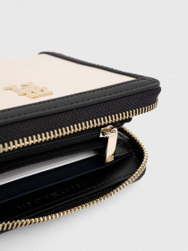 Кошелек Tommy Hilfiger модель AW0AW16090-0F4 Фото