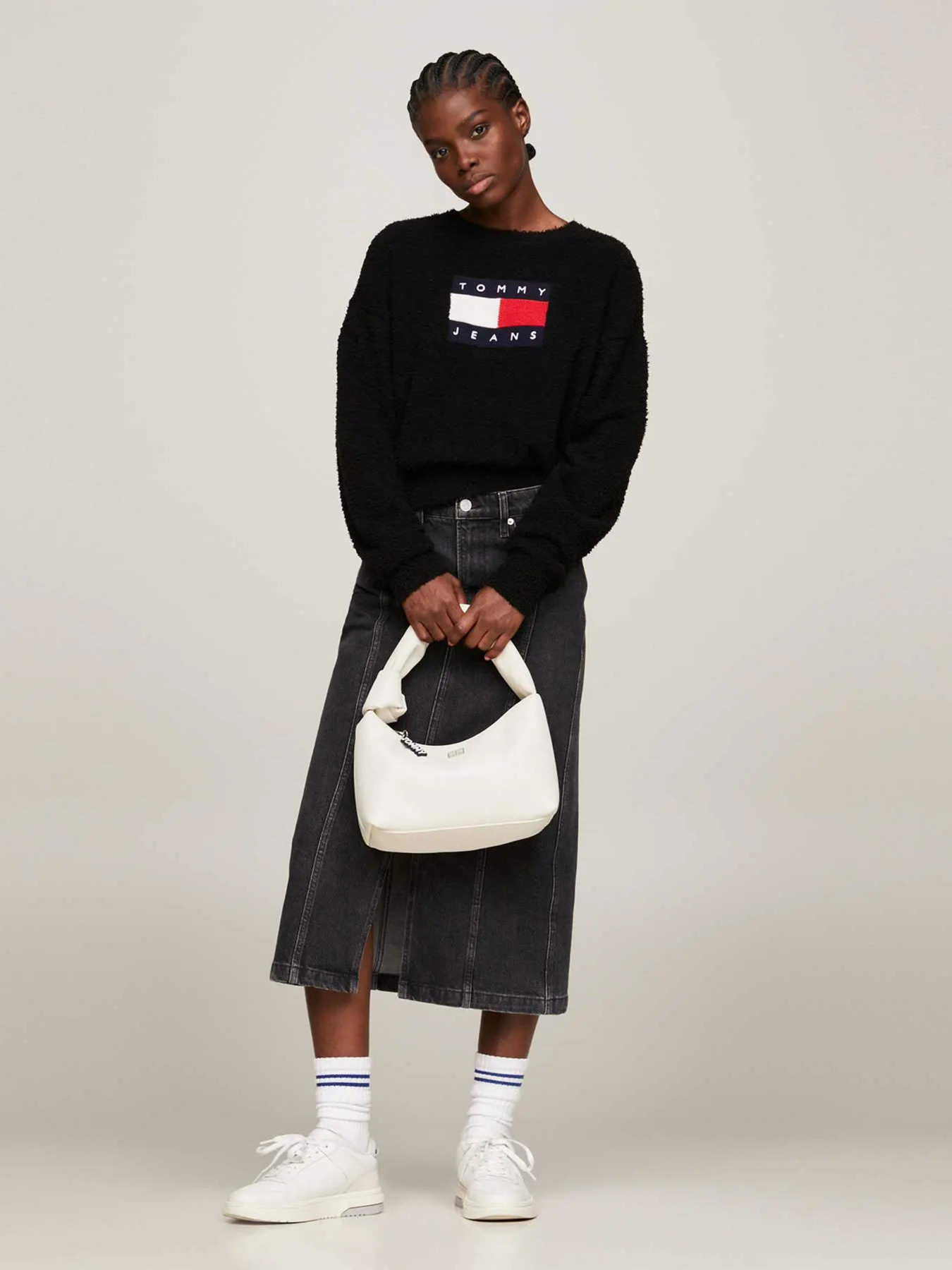 Хобо Tommy Hilfiger модель AW0AW15814-ACG Фото