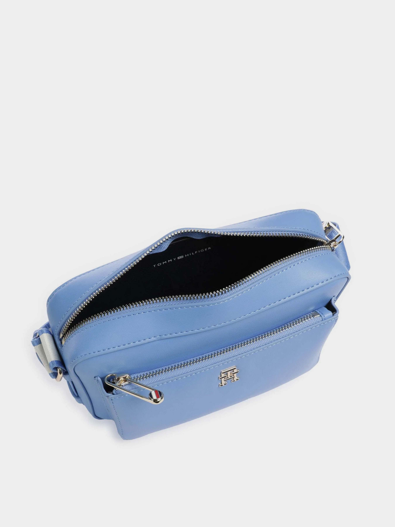 Кросс-боди Tommy Hilfiger модель AW0AW15991-C30 Кросс-боди Tommy Hilfiger модель AW0AW15991-C30 Фото