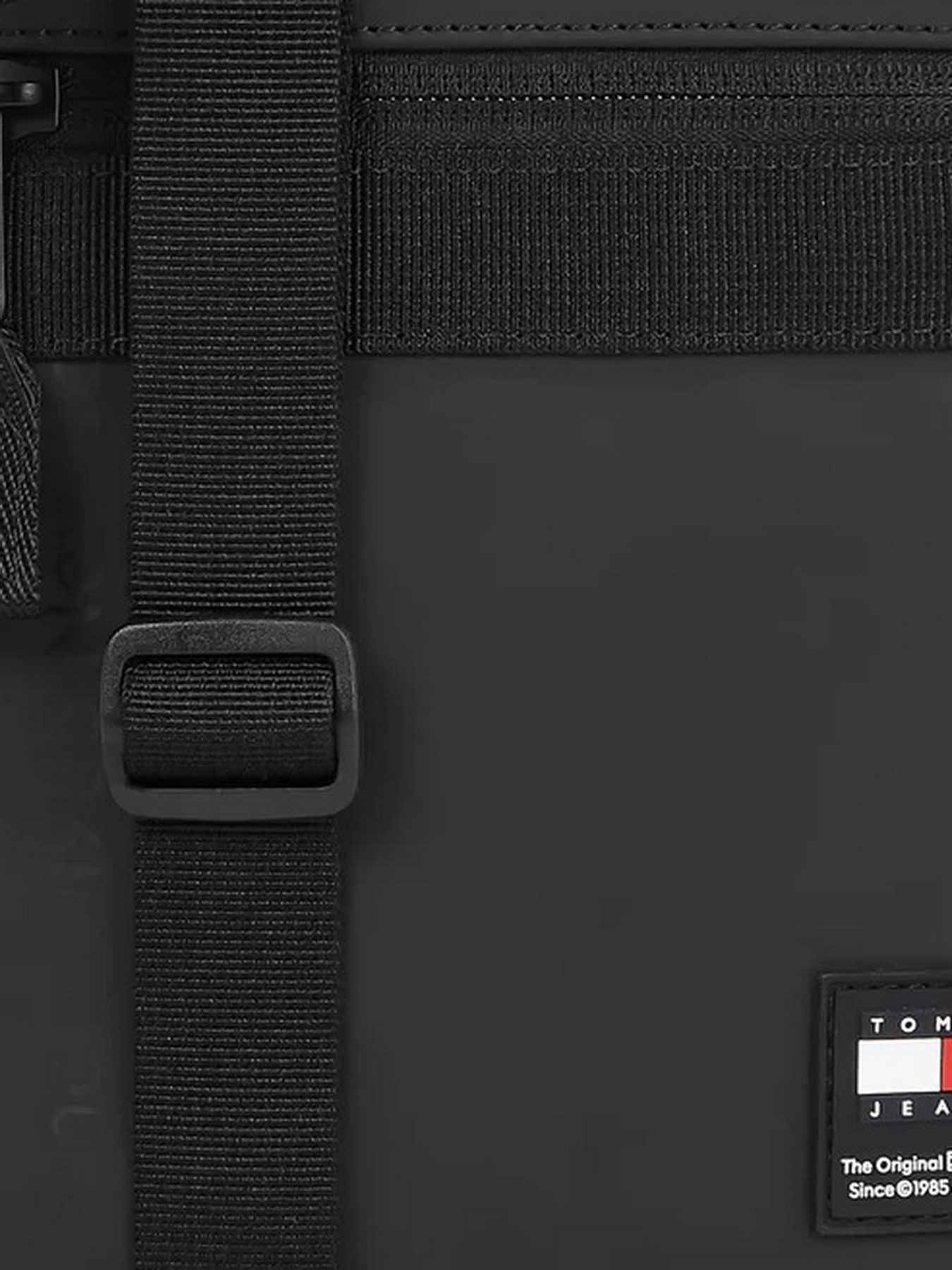 Мессенджер Tommy Hilfiger модель AM0AM12347-BDS Фото