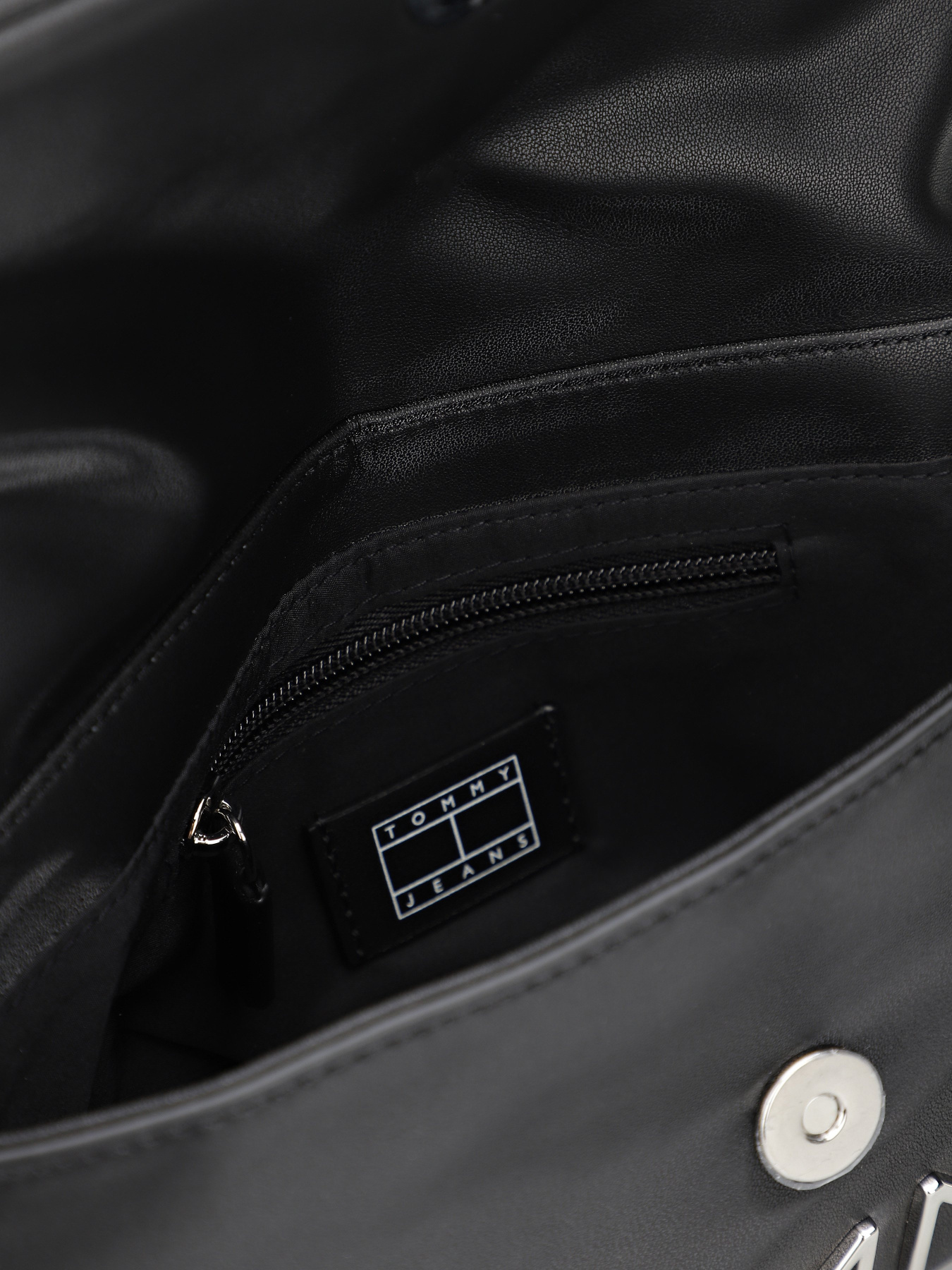 Кросс-боди Tommy Hilfiger модель AW0AW16258-BDS Фото