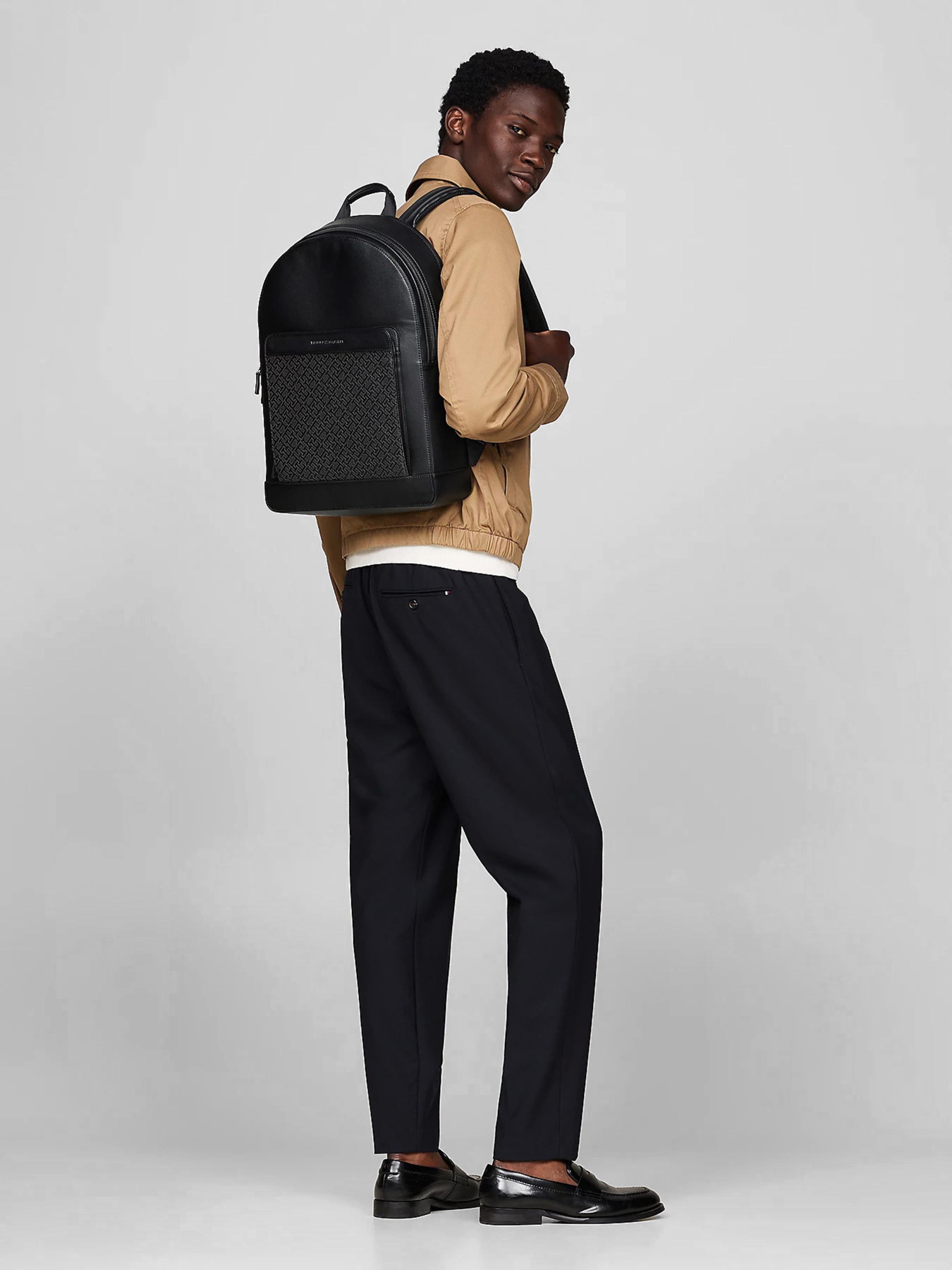 Повсякденний рюкзак Tommy Hilfiger модель AM0AM12980-0GJ Фото