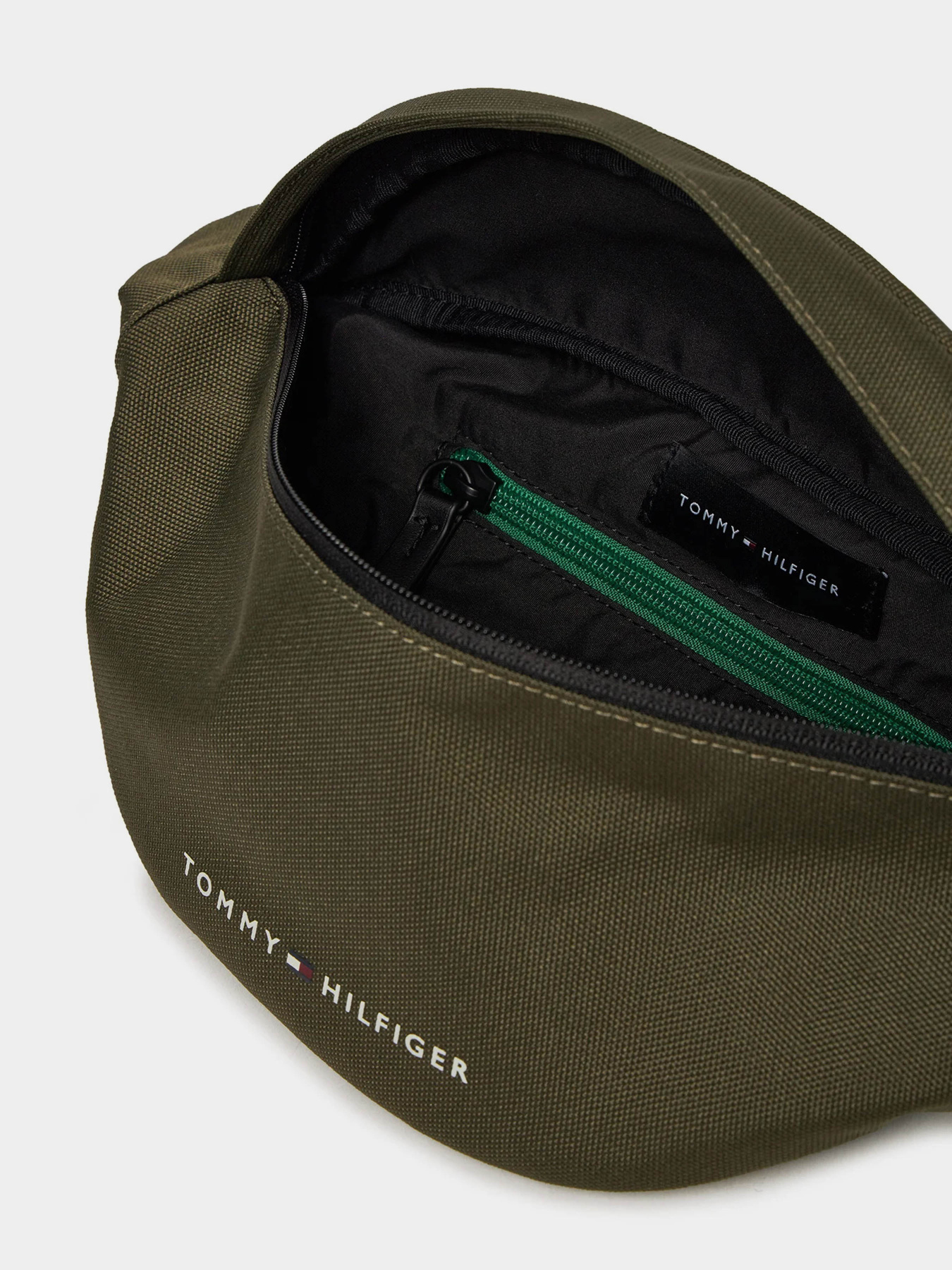 Поясная сумка Tommy Hilfiger модель AM0AM12971-RBN Фото