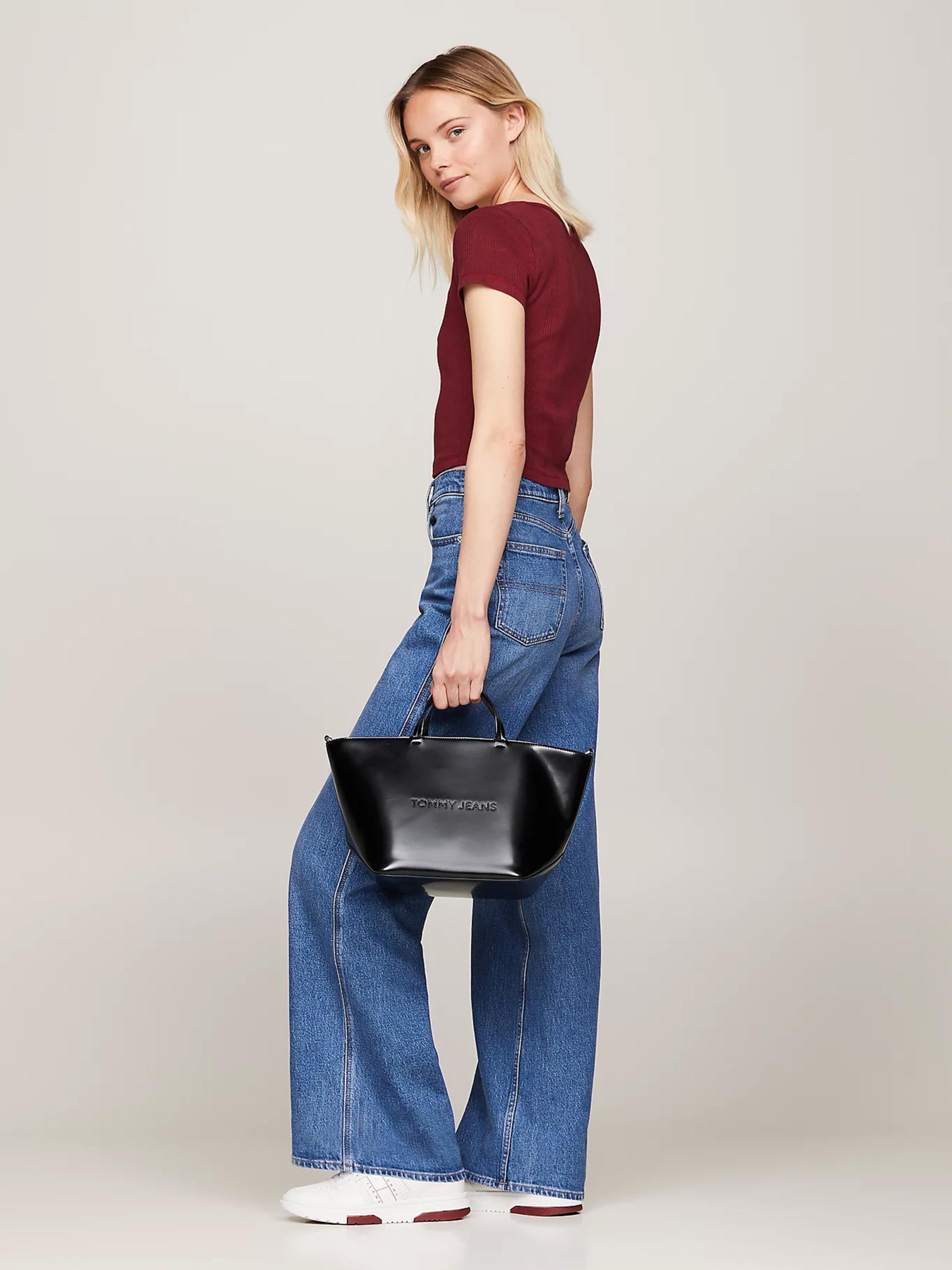 Сумка Tommy Hilfiger модель AW0AW16268-BDS Фото