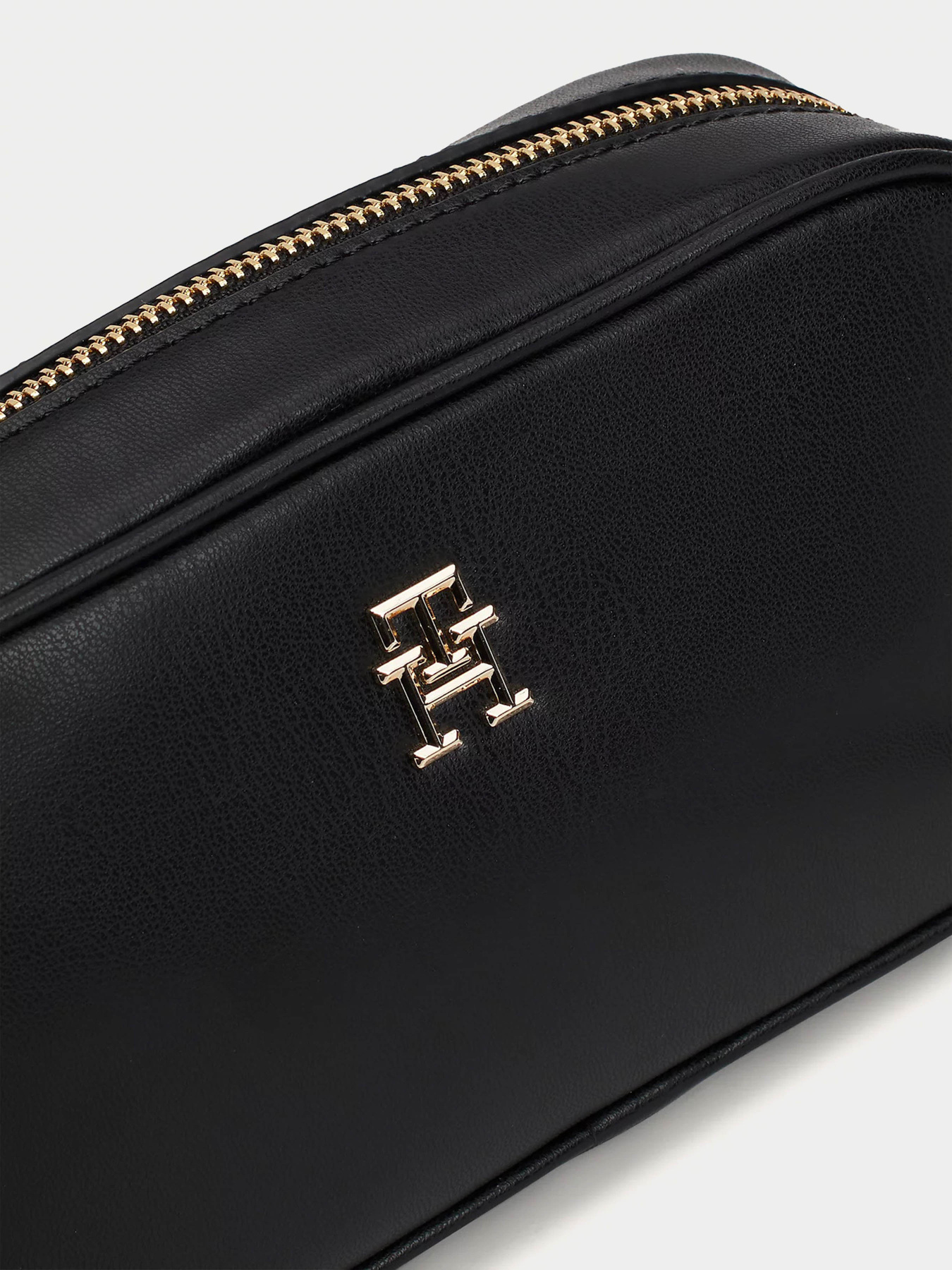 Кросс-боди Tommy Hilfiger модель AW0AW16468-BDS Фото