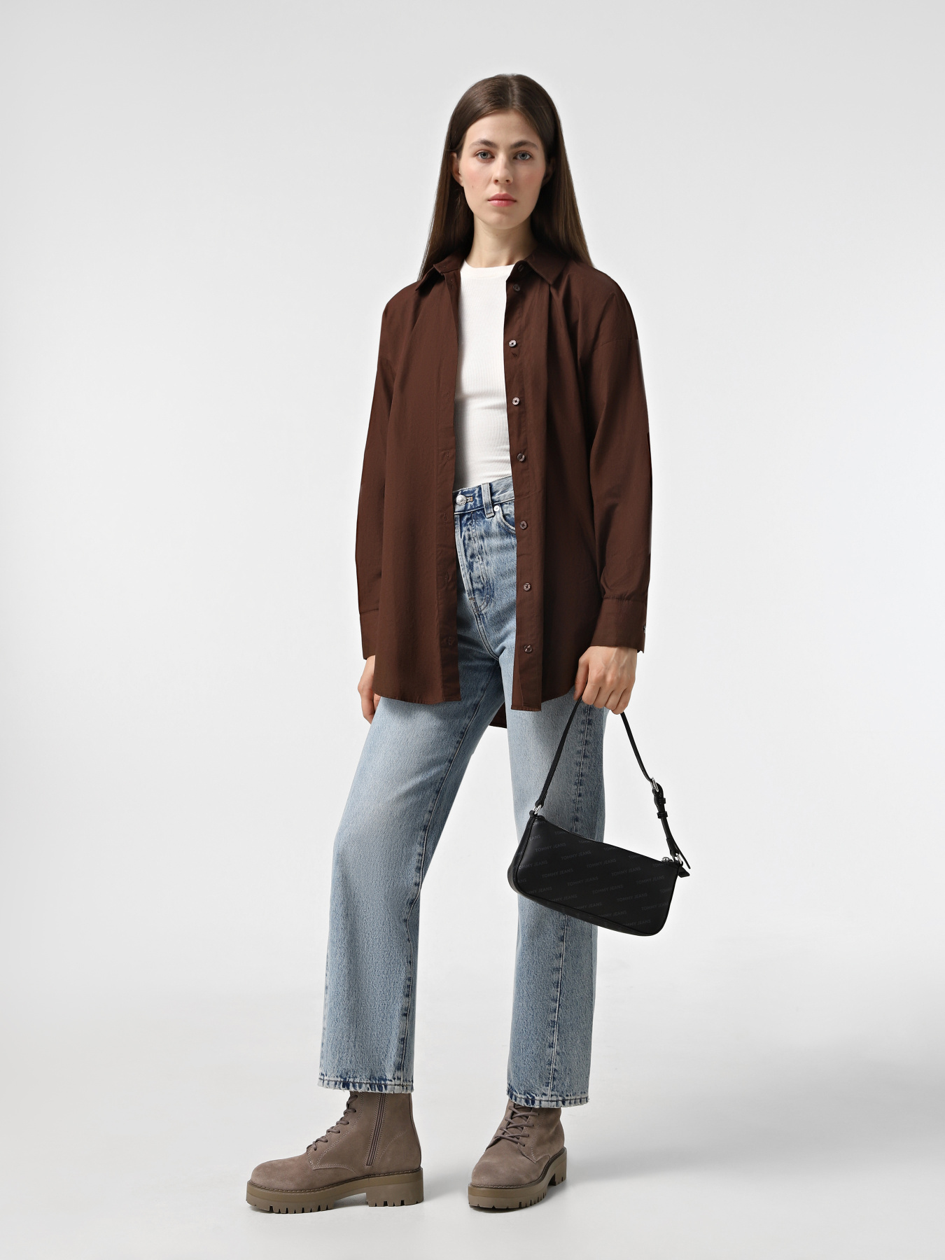 Хобо Tommy Hilfiger модель AW0AW16807-0GJ Фото