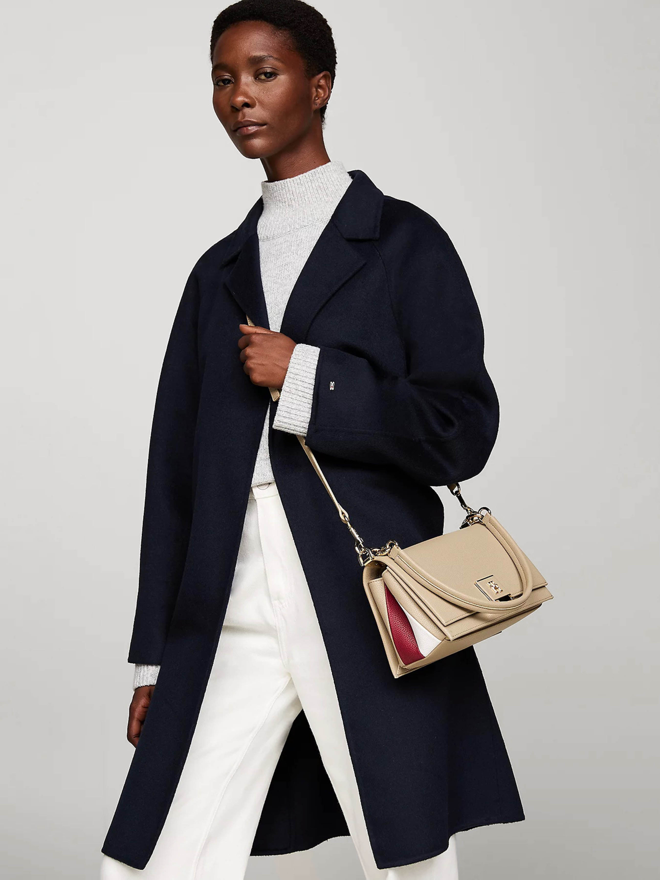 Крос-боді Tommy Hilfiger модель AW0AW17026-AEG Фото