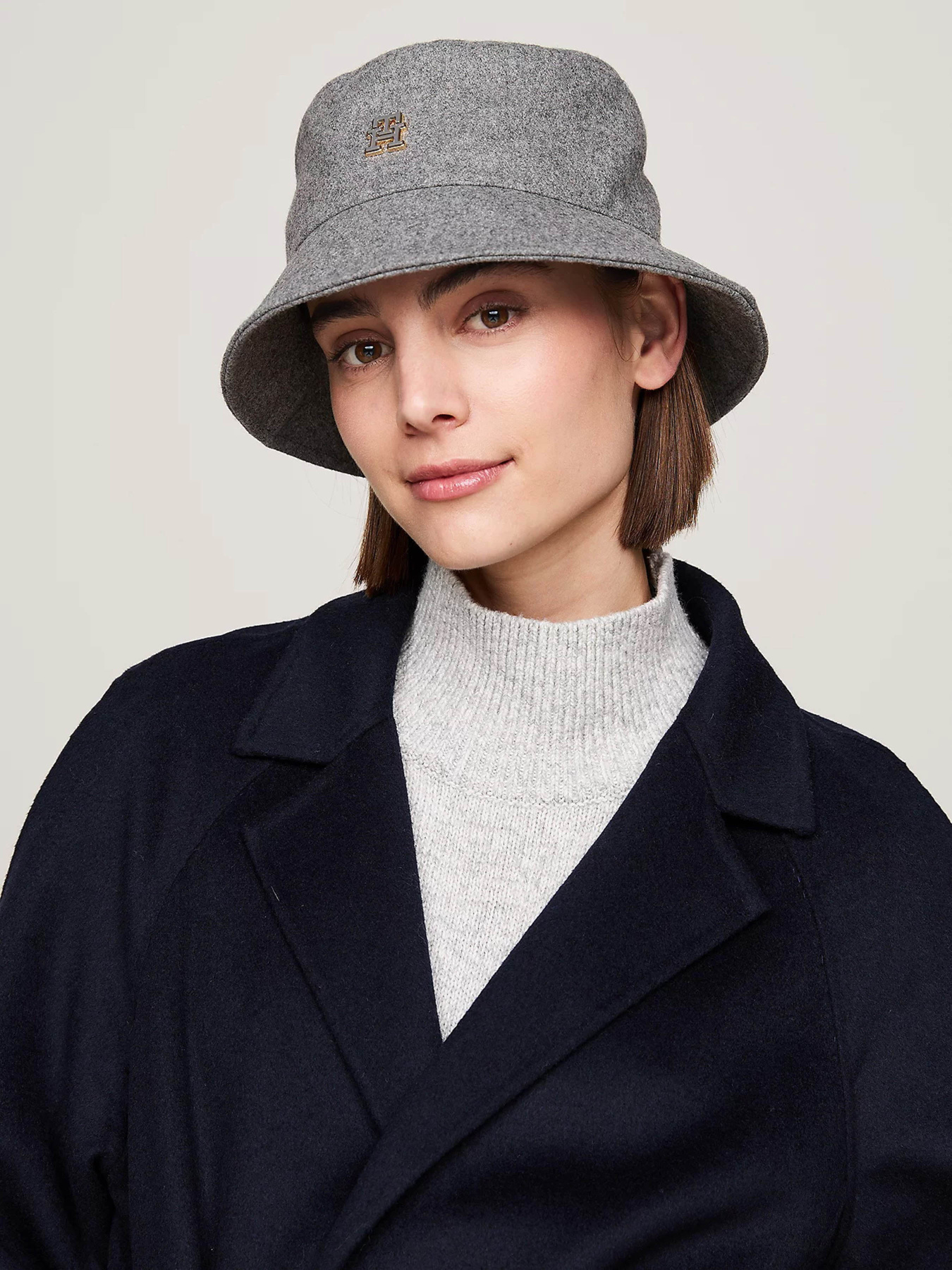 Панама Tommy Hilfiger модель AW0AW17123-0IM Фото