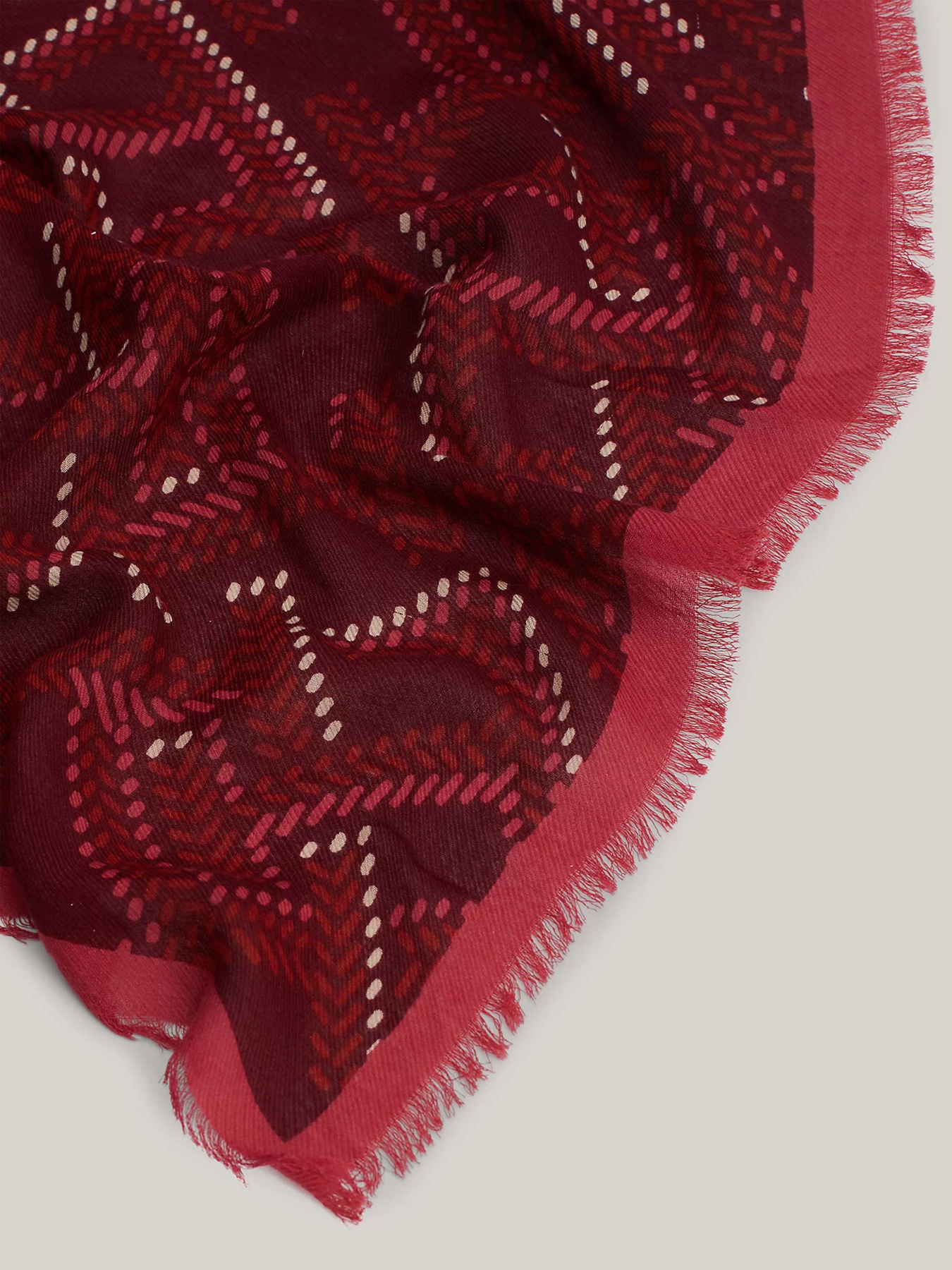 Шарф Tommy Hilfiger модель AW0AW16648-XI0 Фото