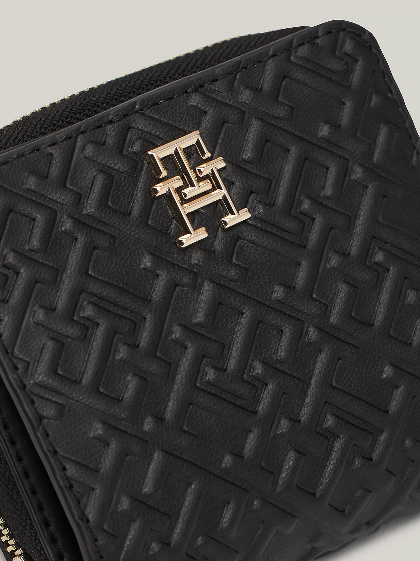 Кошелек Tommy Hilfiger модель AW0AW16580-BDS Фото