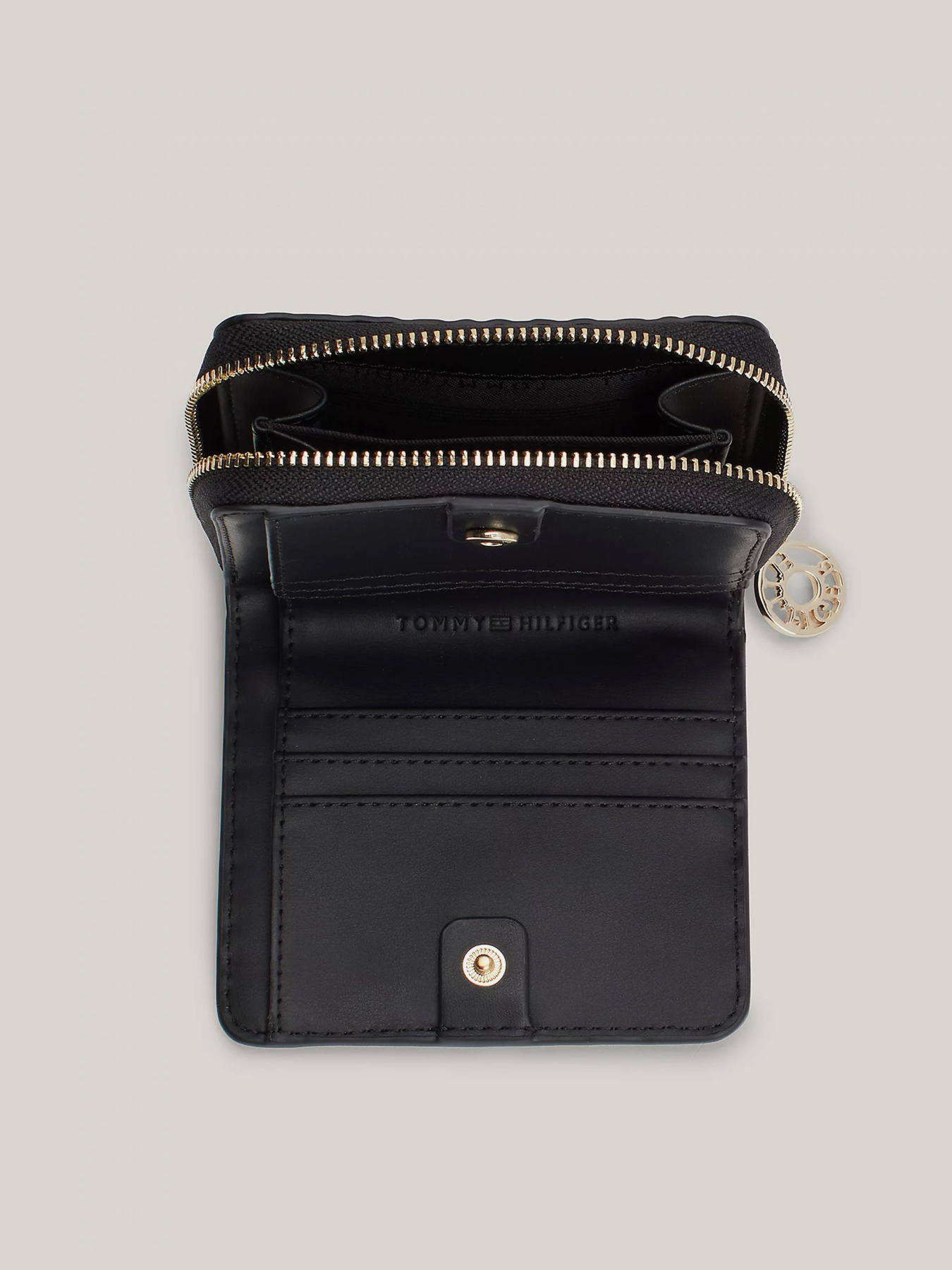 Кошелек Tommy Hilfiger модель AW0AW16580-BDS Фото