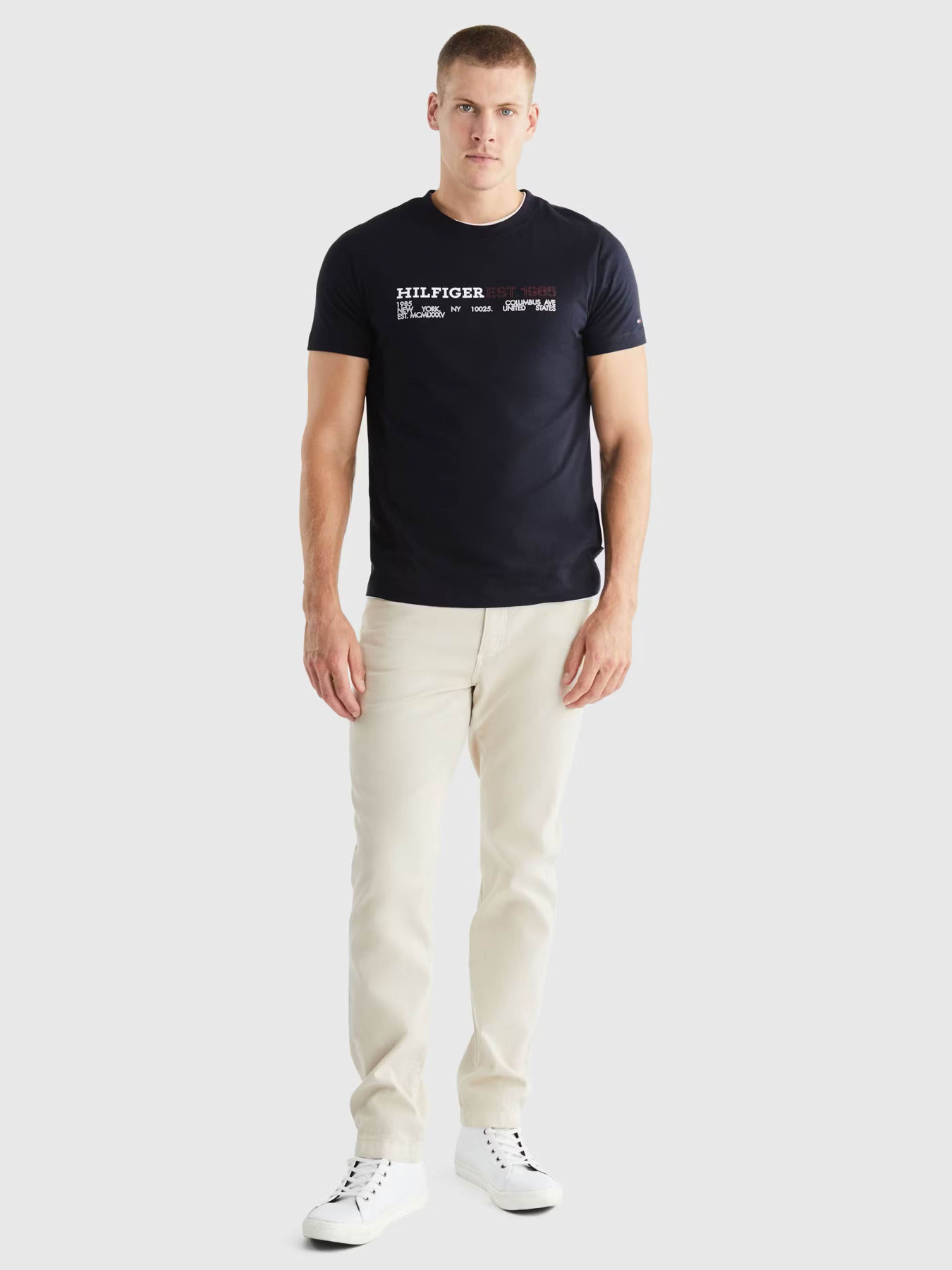 Футболка Tommy Hilfiger модель MW0MW34435-DW5 Футболка Tommy Hilfiger модель MW0MW34435-DW5 Фото