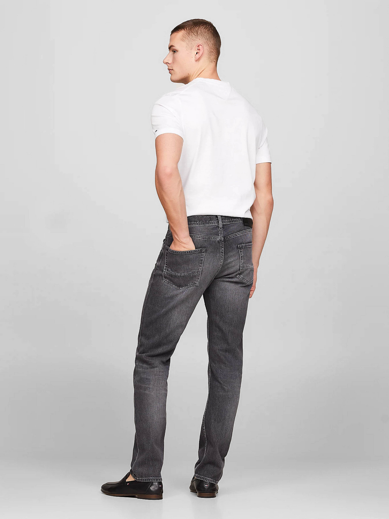 Зауженные джинсы Tommy Hilfiger модель MW0MW35171-1B3 Фото