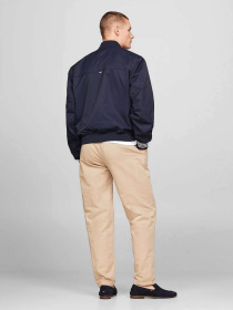 Бомбер Tommy Hilfiger модель MW0MW34451-DW5 Фото