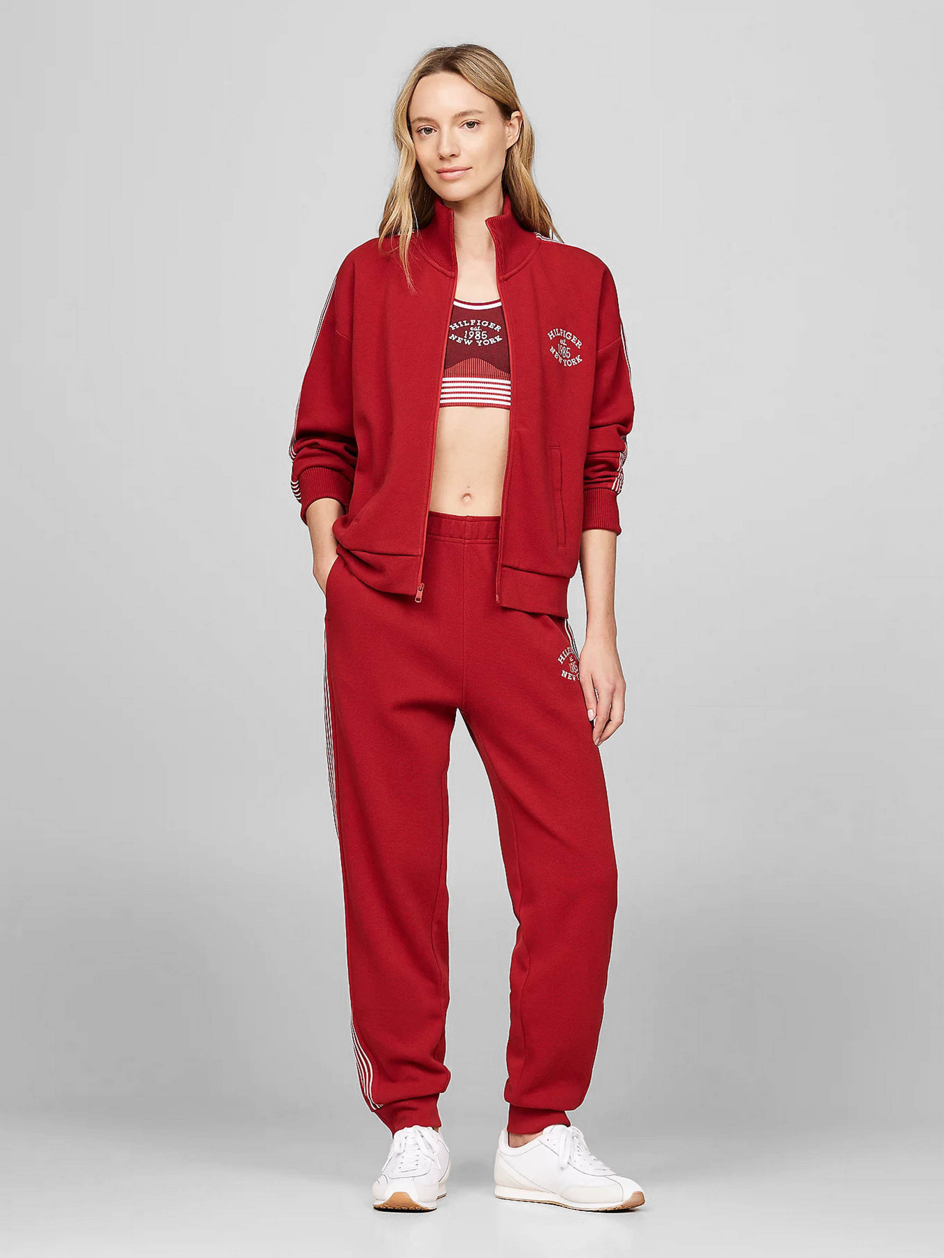 Спортивні штани Tommy Hilfiger модель WW0WW42061-XNN Фото