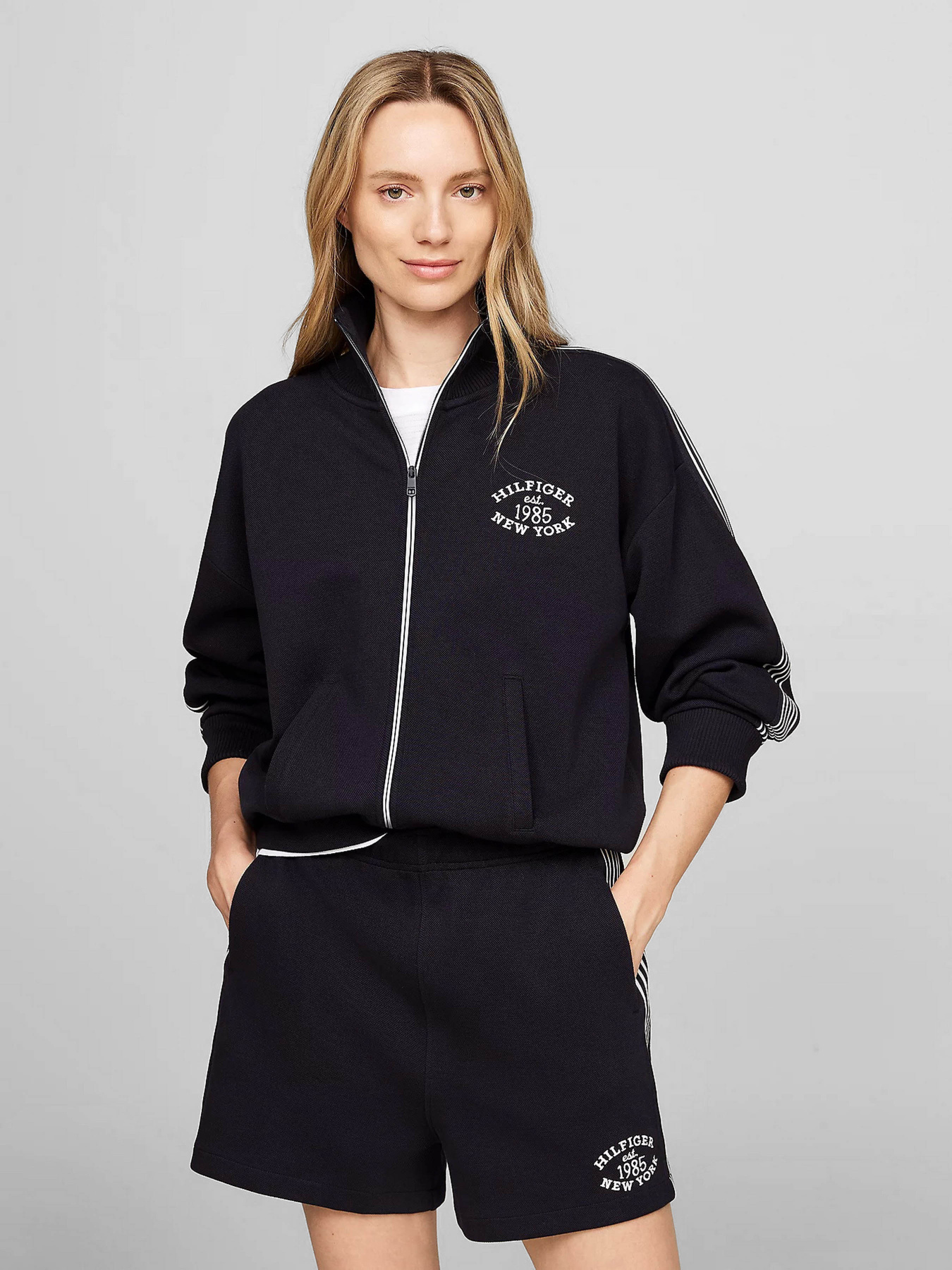 Спортивна кофта Tommy Hilfiger модель WW0WW42077-DW5 Фото