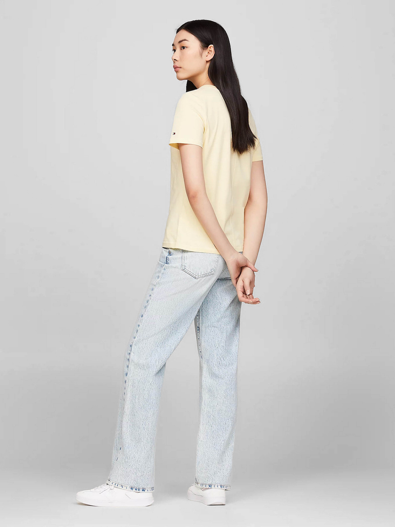 Футболка Tommy Hilfiger модель WW0WW42589-ZHO Фото