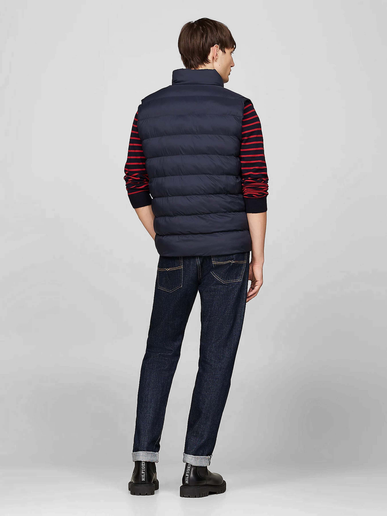 Жилет с утеплителем Tommy Hilfiger модель MW0MW37255-BDS Фото