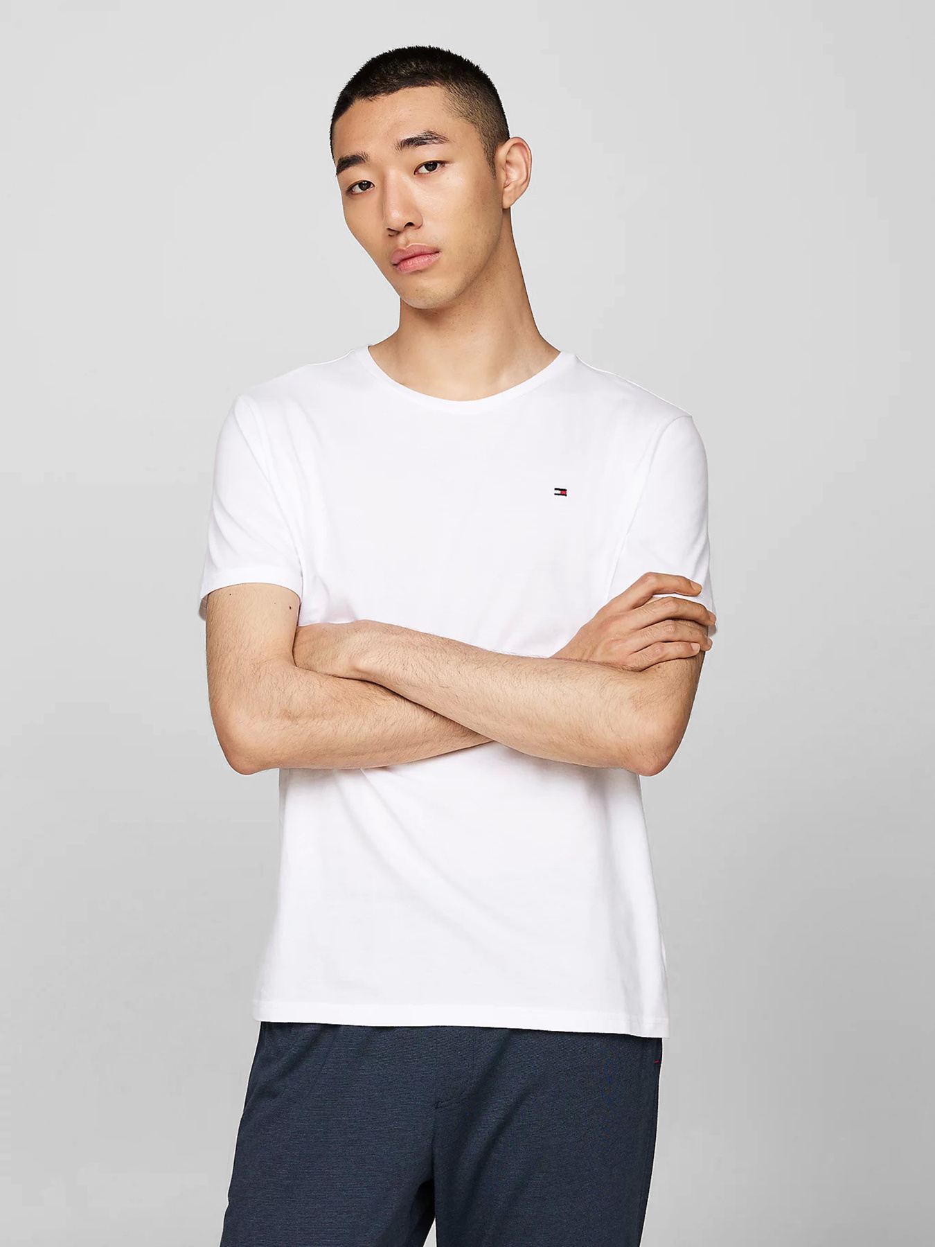 Набор футболок Tommy Hilfiger модель UM0UM03379-05F Фото