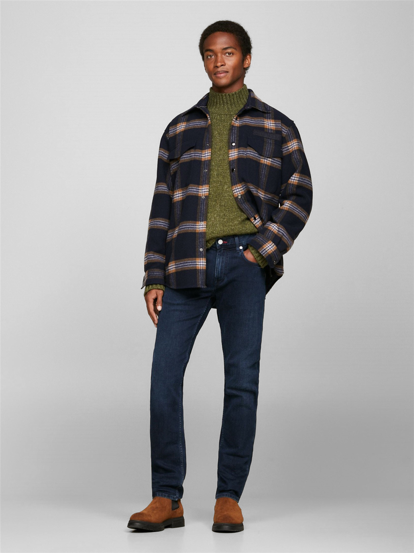 Завужені джинси Tommy Hilfiger модель MW0MW33338-1BL Фото