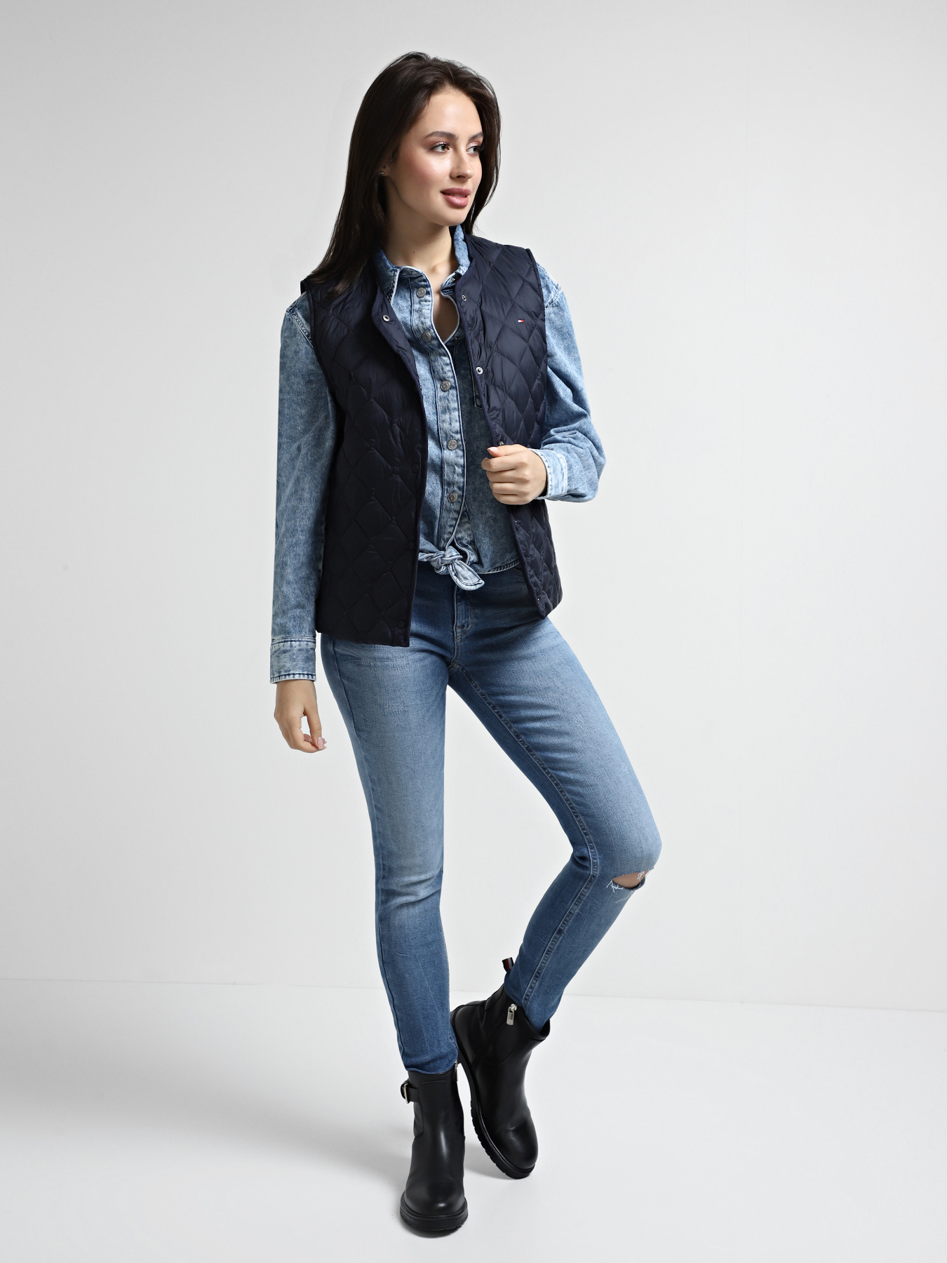 Утепленный жилет Tommy Hilfiger модель WW0WW43214-DW5 Фото