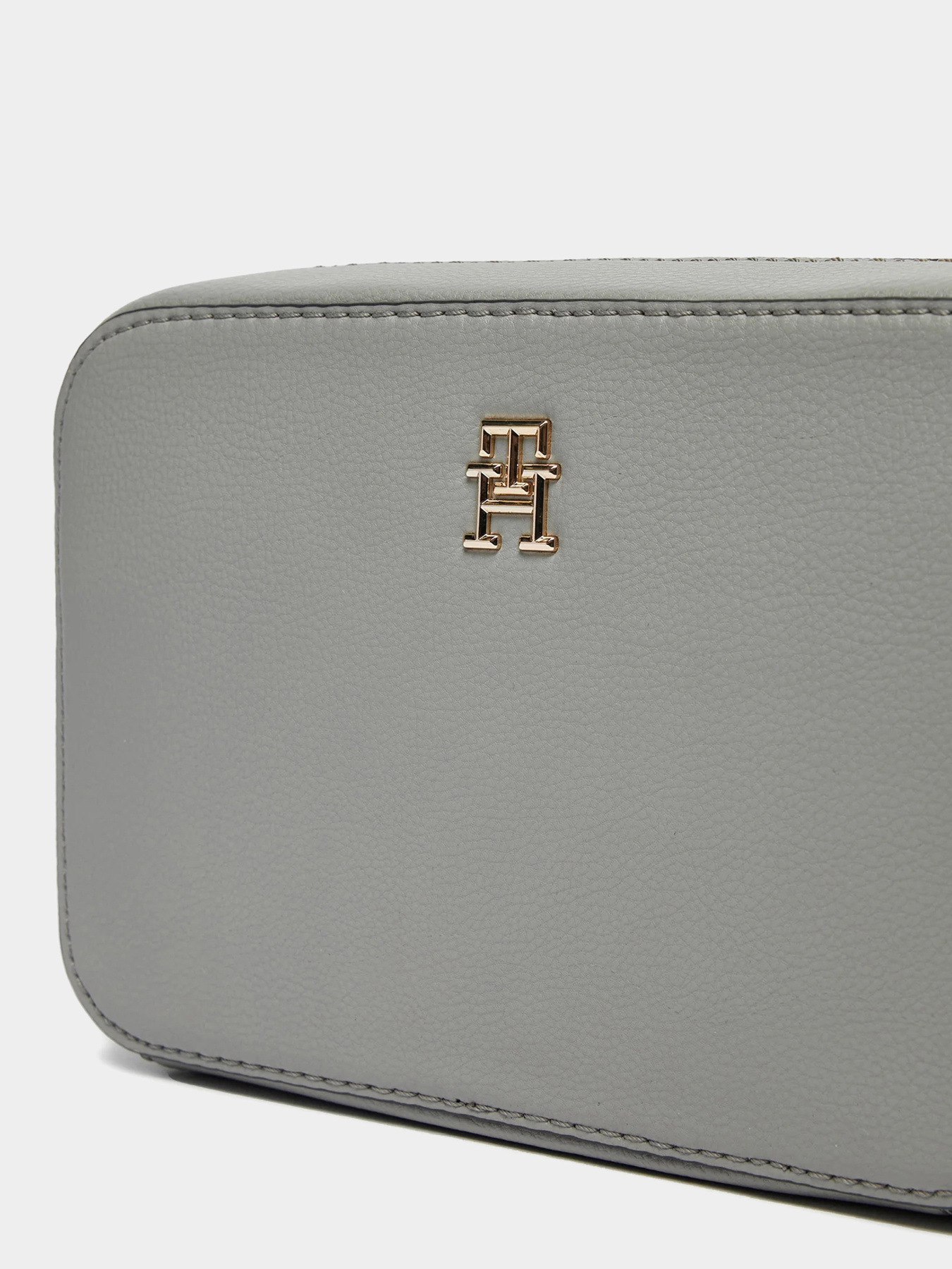 Кросс-боди Tommy Hilfiger модель AW0AW16906-PRY Фото