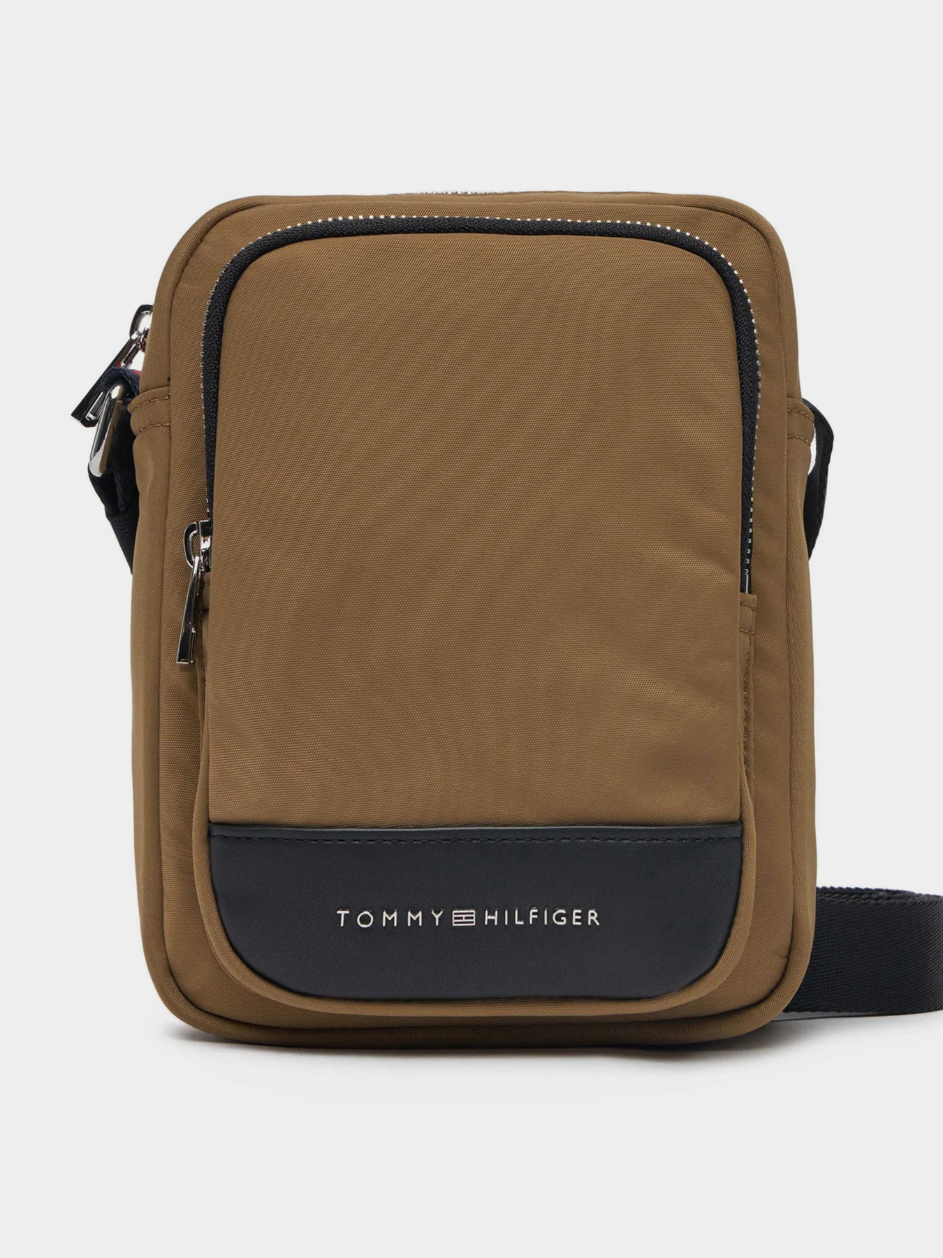 Мессенджер Tommy Hilfiger модель AM0AM13190-RBT Фото