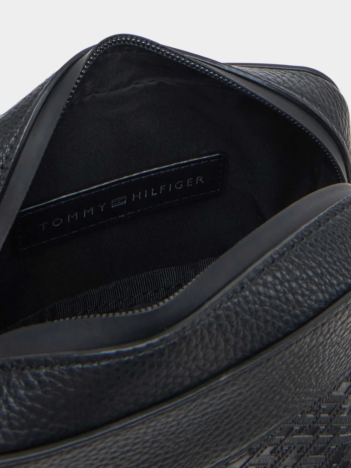 Мессенджер Tommy Hilfiger модель AM0AM13210-BDS Фото