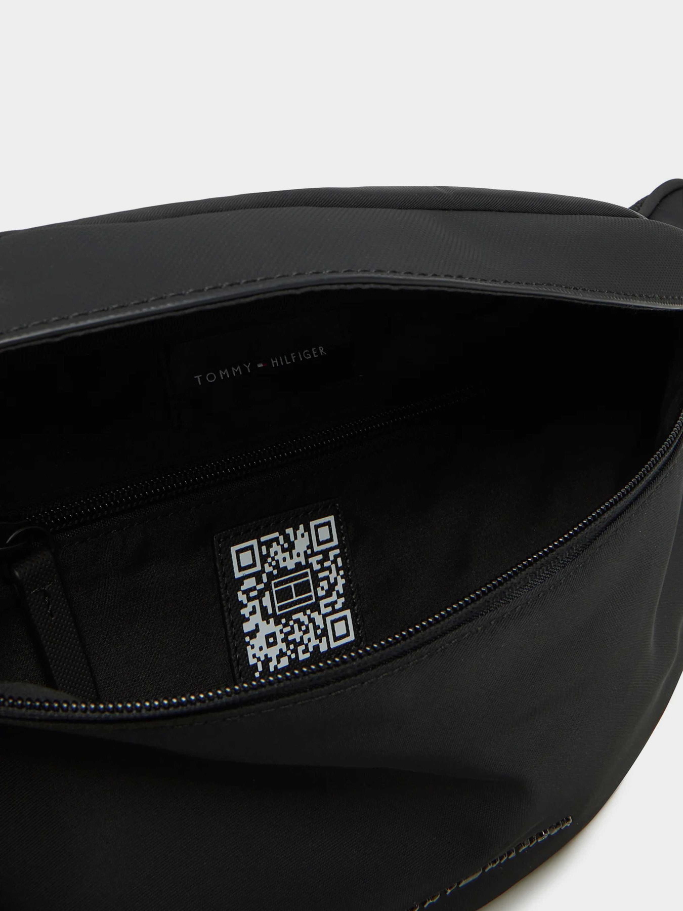 Поясна сумка Tommy Hilfiger модель AM0AM13188-BDS Фото