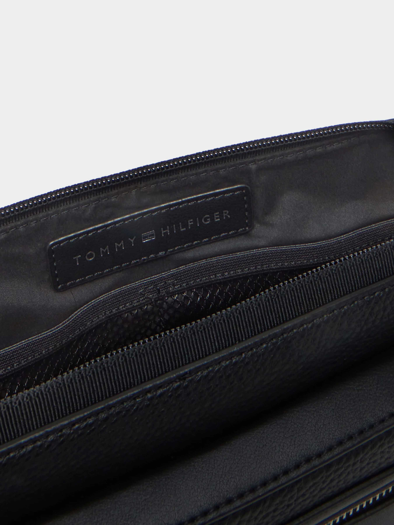 Поясна сумка Tommy Hilfiger модель AM0AM13352-BDS Фото